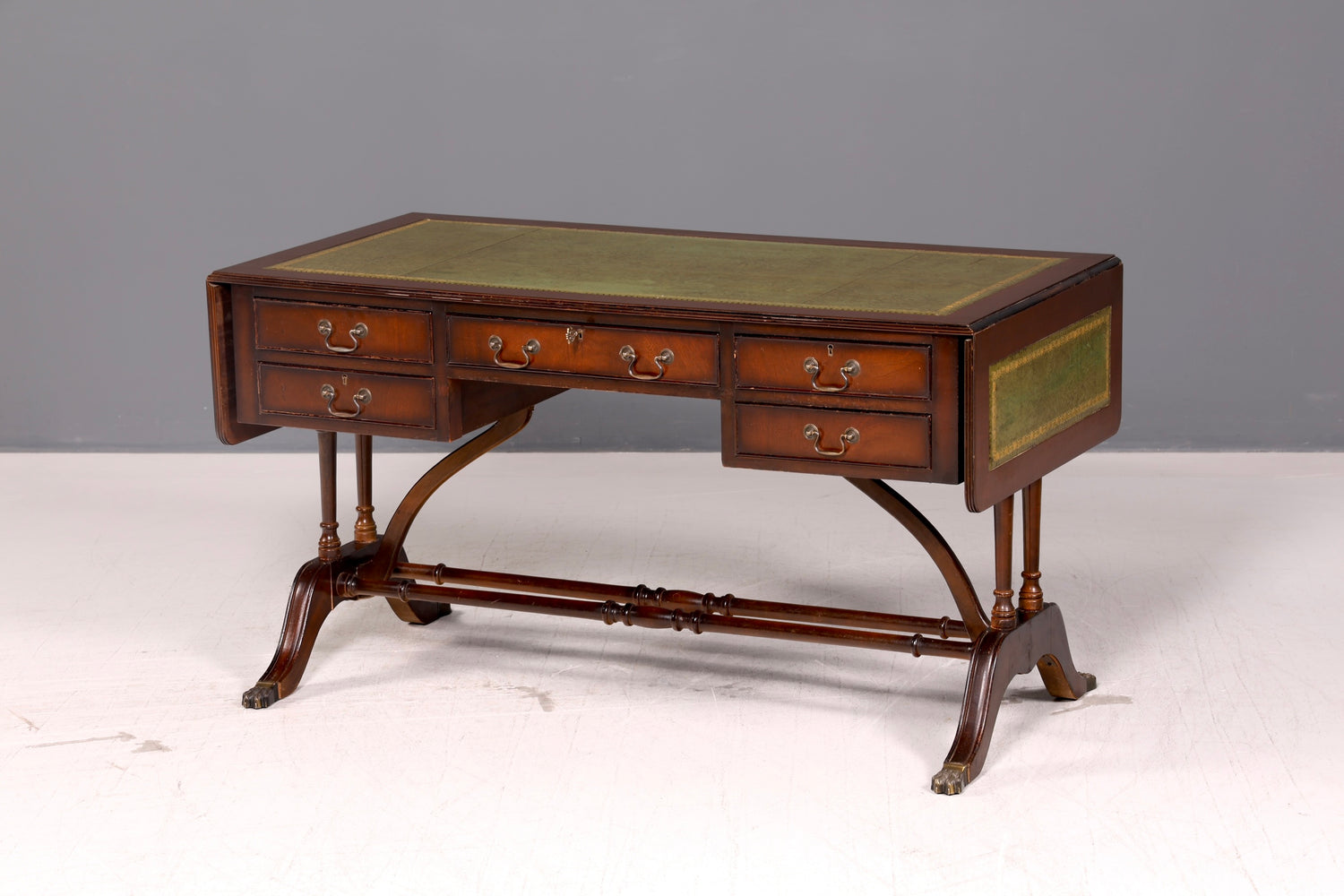 Magnifique bureau anglais Regency pliant avec dessus en cuir véritable, acajou, bureau des années 60