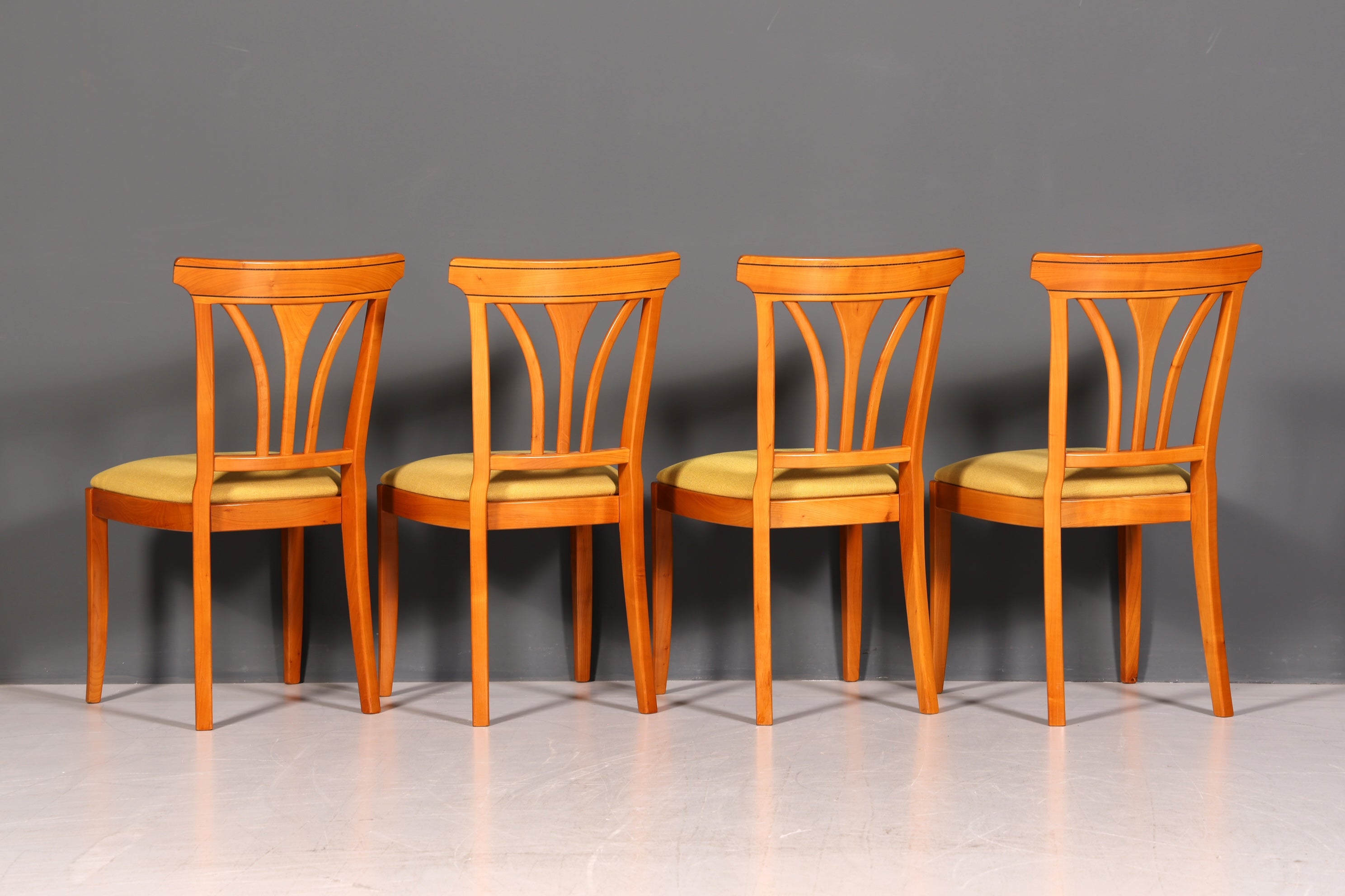 Edles Selva Stühle Set 4x Kirschholz Esszimmerstühle Küchenstühle Antik Stil Stuhlset