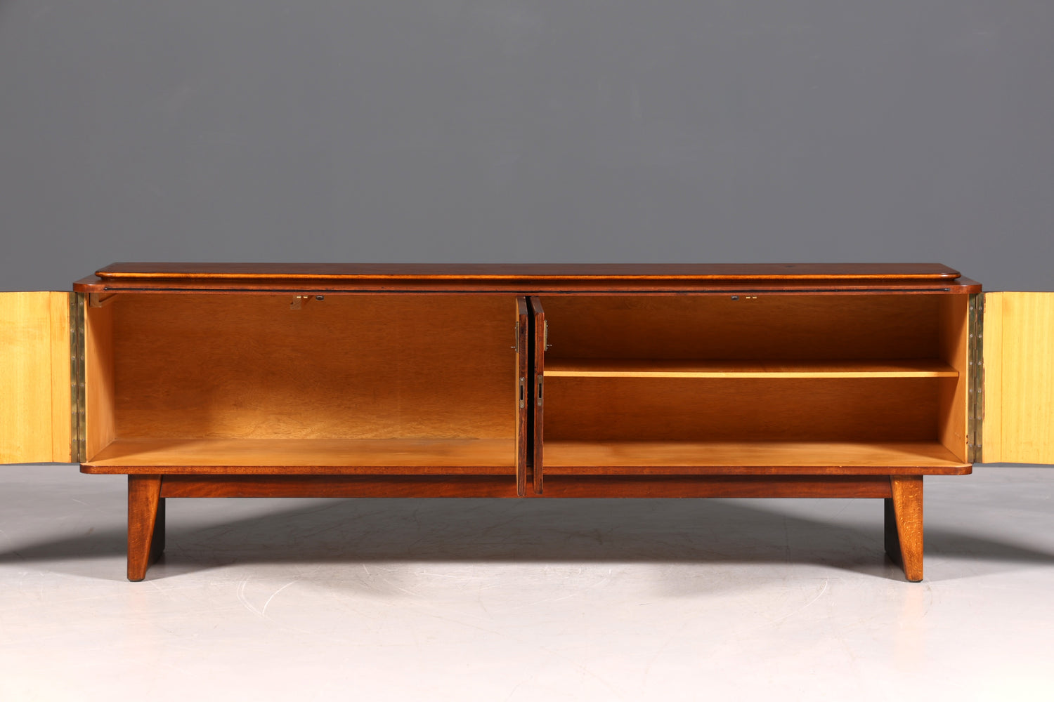 Schlichtes Mid Century Sideboard Vintage TV Kommode 60s Schrank Retro Longboard