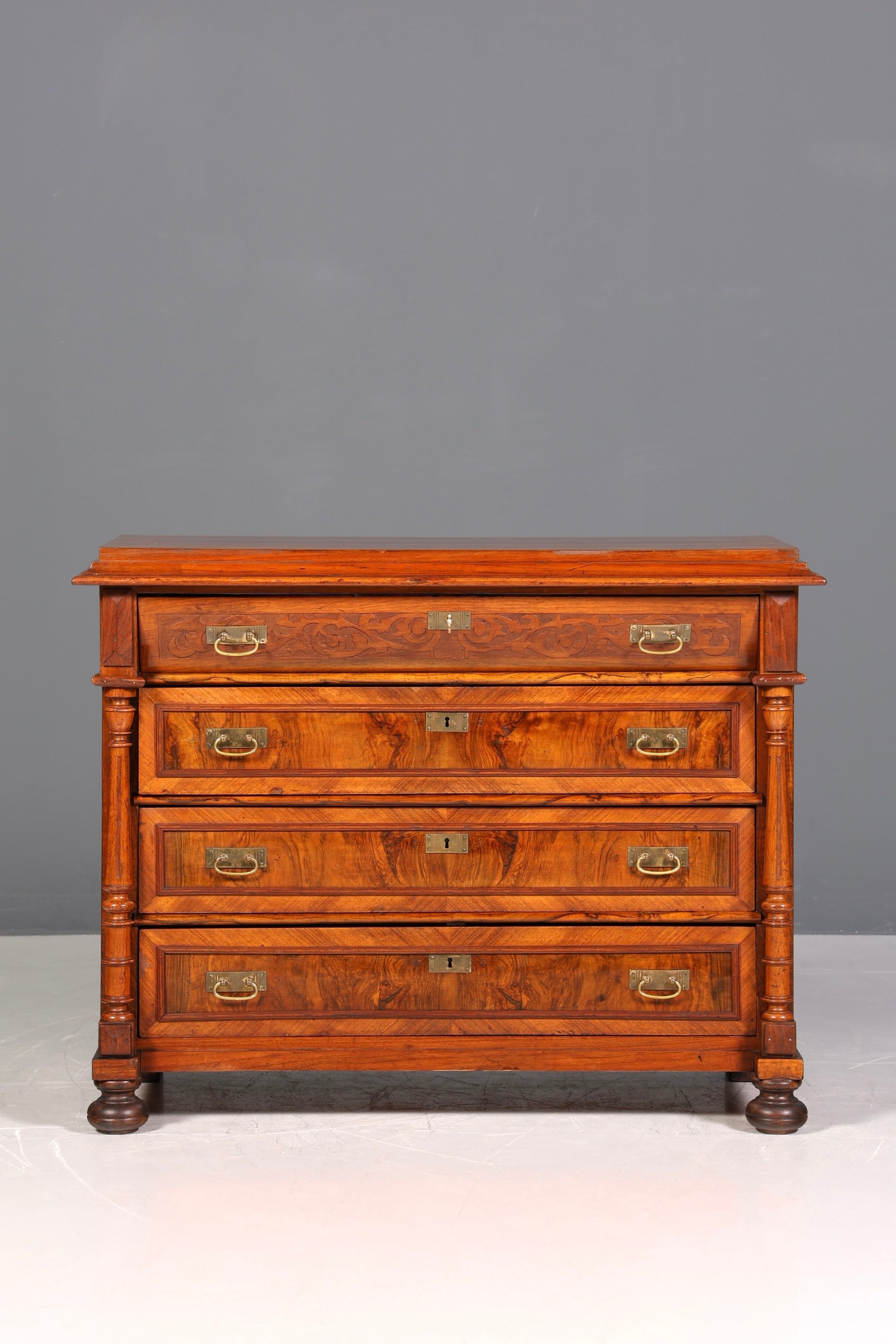 Commode onirique Gründerzeit, buffet antique Art Nouveau, commode, coffre à linge