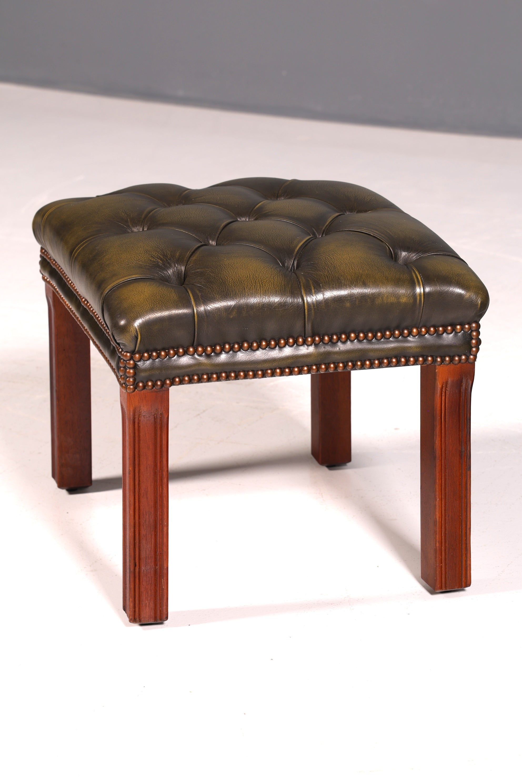 Originaler Chesterfield Hocker Echt Leder Grün Englischer Fußhocker UK