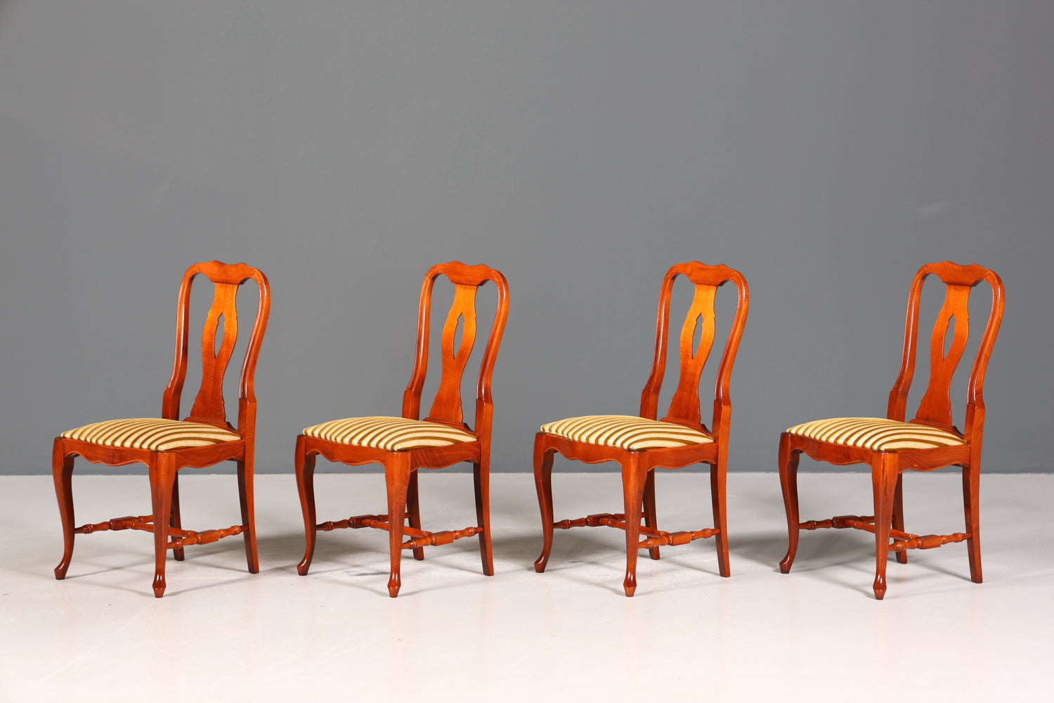 4x Wunderschöne Chippendale Stühle Barock Stil Stuhlset Polsterstuhl Set Englisch Küchenstühle Esszimmer Stühle