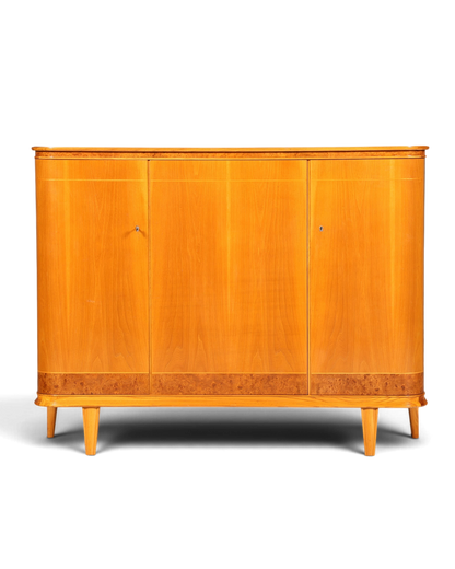 Hauptstadt Möblerei Mid Century Highboard aus massivem Holz mit edler Maserung und abgerundeten Kanten im Retro-Stil