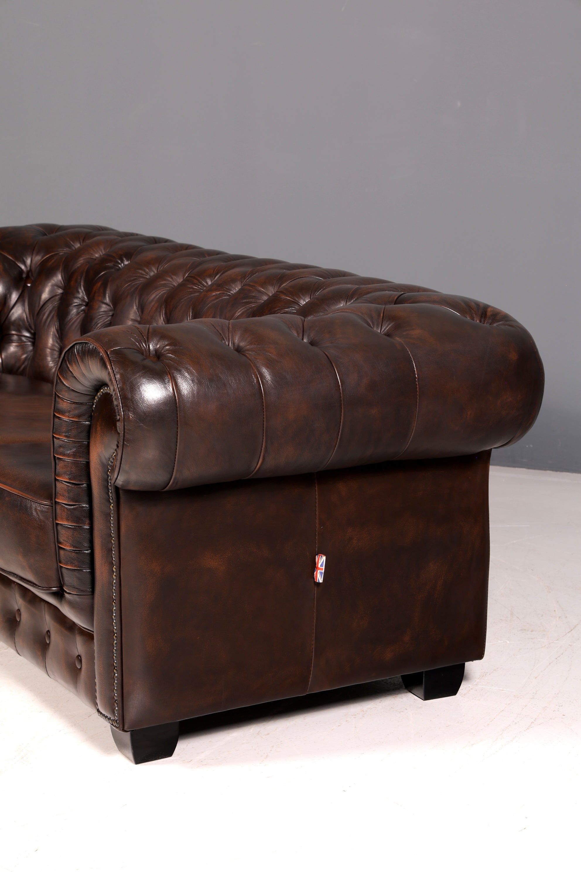 Wunderschönes Original Chesterfield Sofa 3-Sitzer echt Leder Couch Englisch Polstersofa Ledersofa