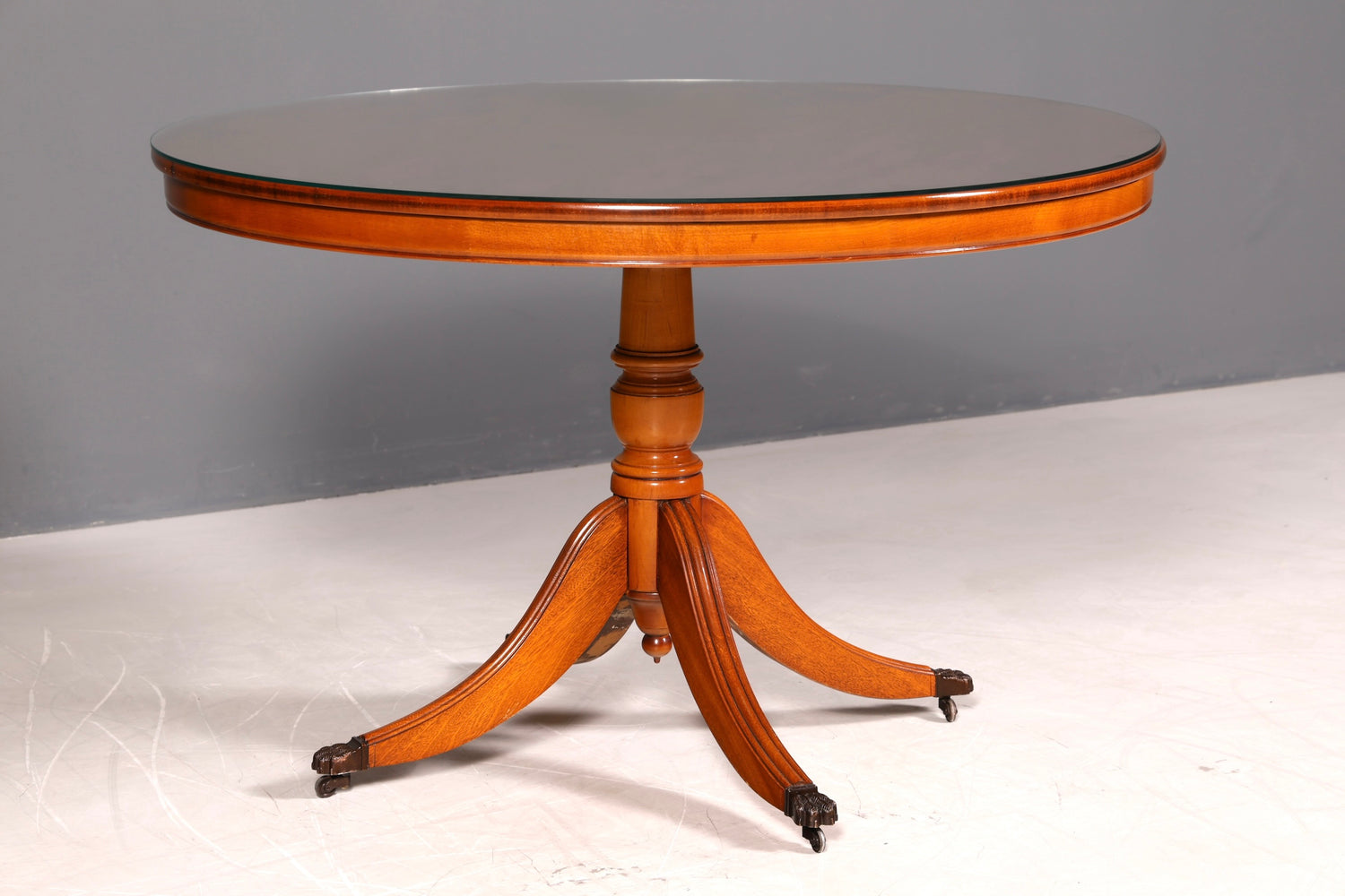 Wunderschöner Englischer Tisch ausziehbarer Esstisch Eibe Antik Stil 60s Küchentisch