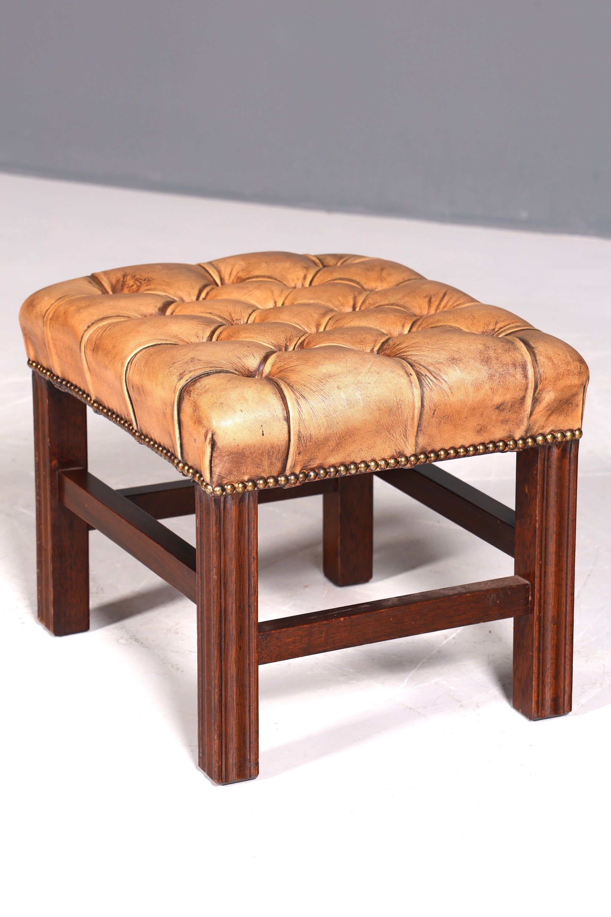 Tabouret Chesterfield d&