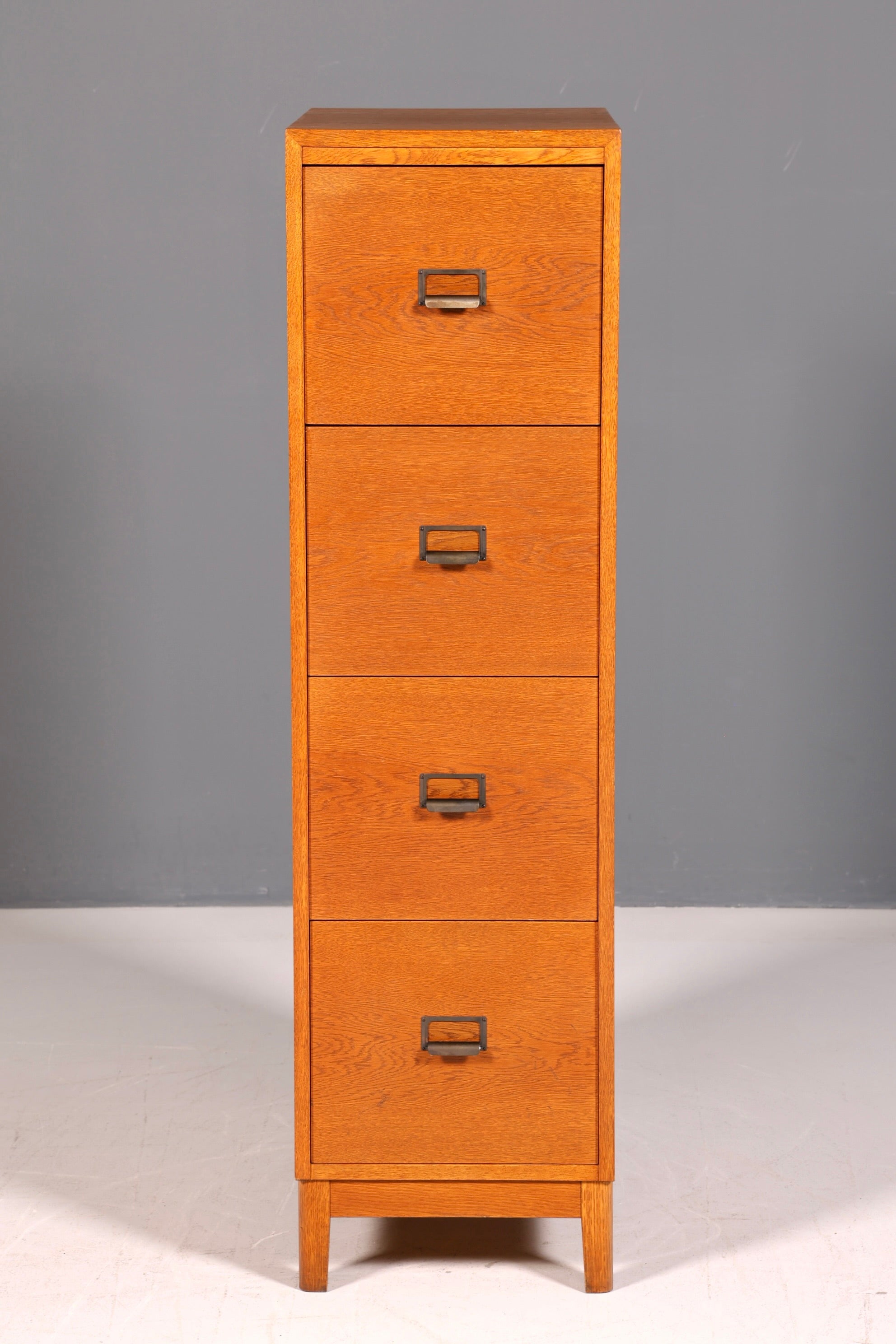 Stilvoller Mid Century Aktenschrank Bauhaus Apothekerschrank Vintage Schubladenkommode Vertiko
