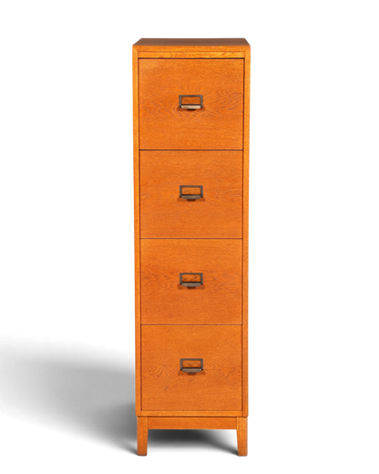 Hauptstadt Möblerei Mid Century Aktenschrank aus massivem Holz mit vier Schubladen im Bauhaus Design