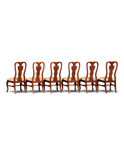 Hauptstadt Möblerei Set aus sechs Drexel Heritage Chippendale Stühlen aus Holz mit beigem Polster