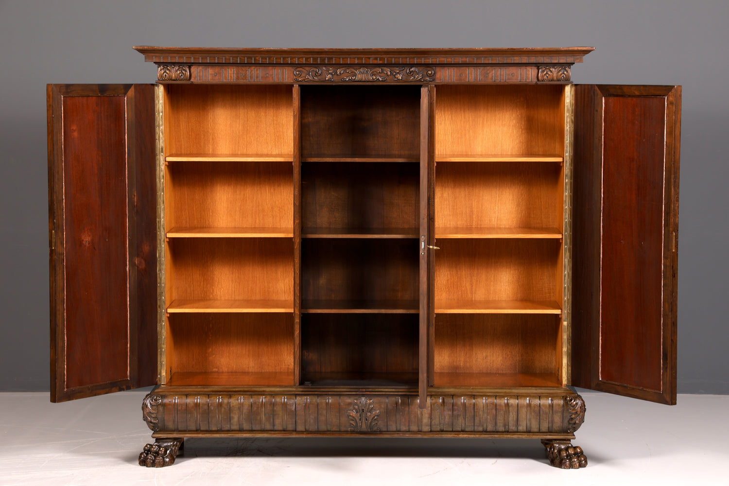 Impressionnante bibliothèque vitrine néo-Renaissance de style Gründerzeit, meuble de bureau, buffet, armoire antique en bois massif