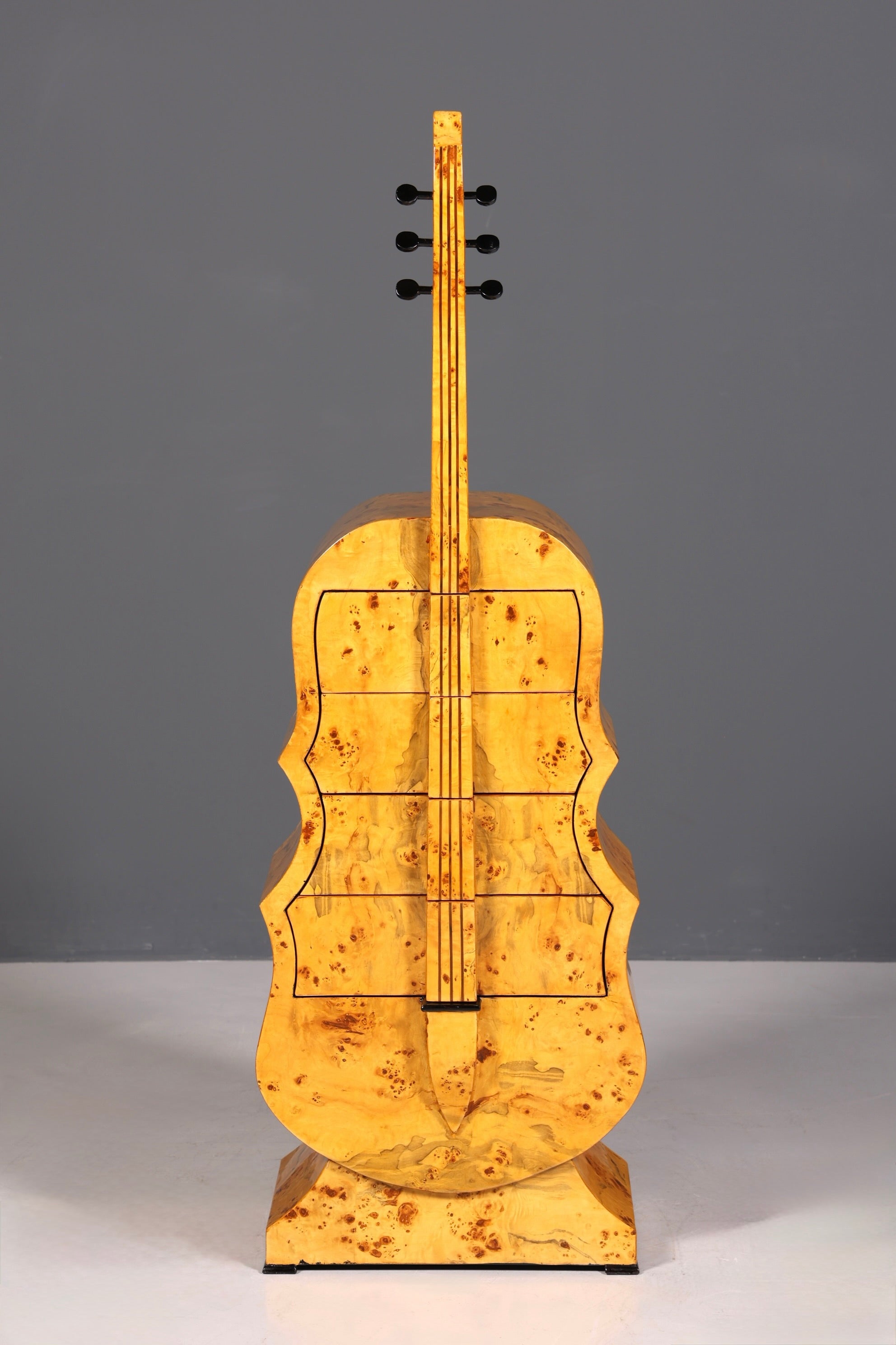 Commode onirique de style Art déco en forme de contrebasse, en bouleau, style Vertiko, commode à tiroirs, commode en forme de guitare