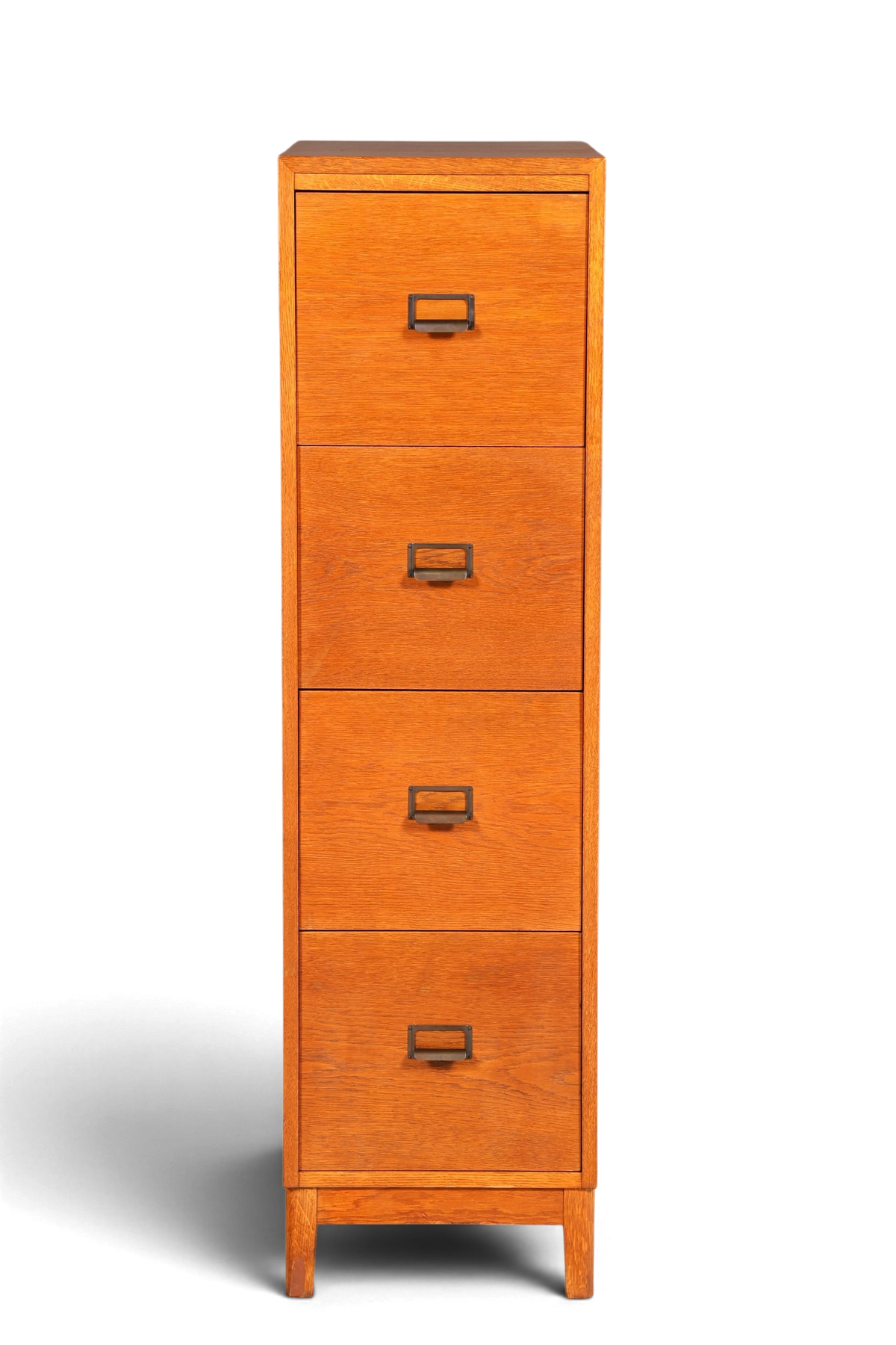 Hauptstadt Möblerei Mid Century Aktenschrank aus massivem Holz mit vier Schubladen im Bauhaus-Stil