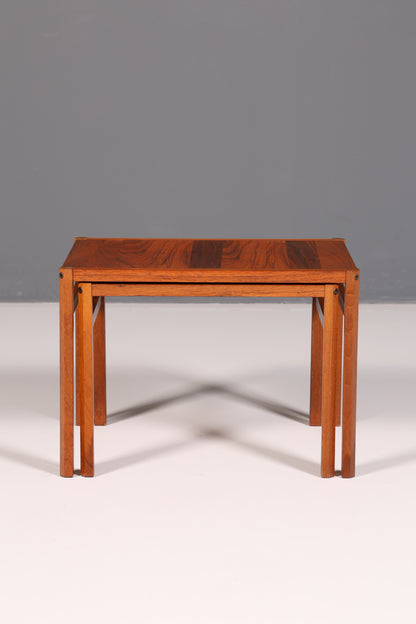Ensemble de tables d’appoint Filigranes Mid-Century, 2 pièces : table basse, table de rangement et tables gigognes vintage