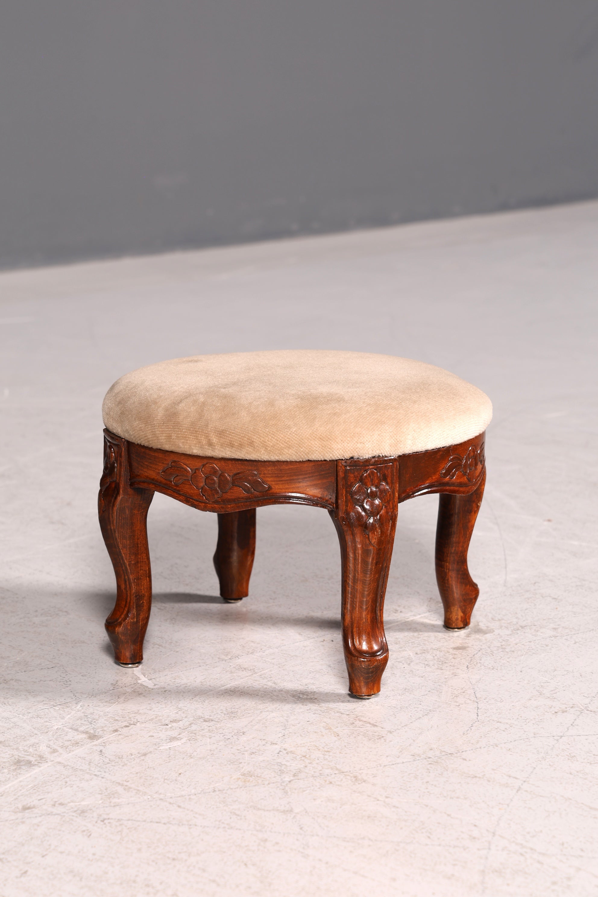 Wunderschöner Antiker Hocker Fußhocker Beige Samt Schemel Barock Stil Fußbank Sitzhocker Vintage