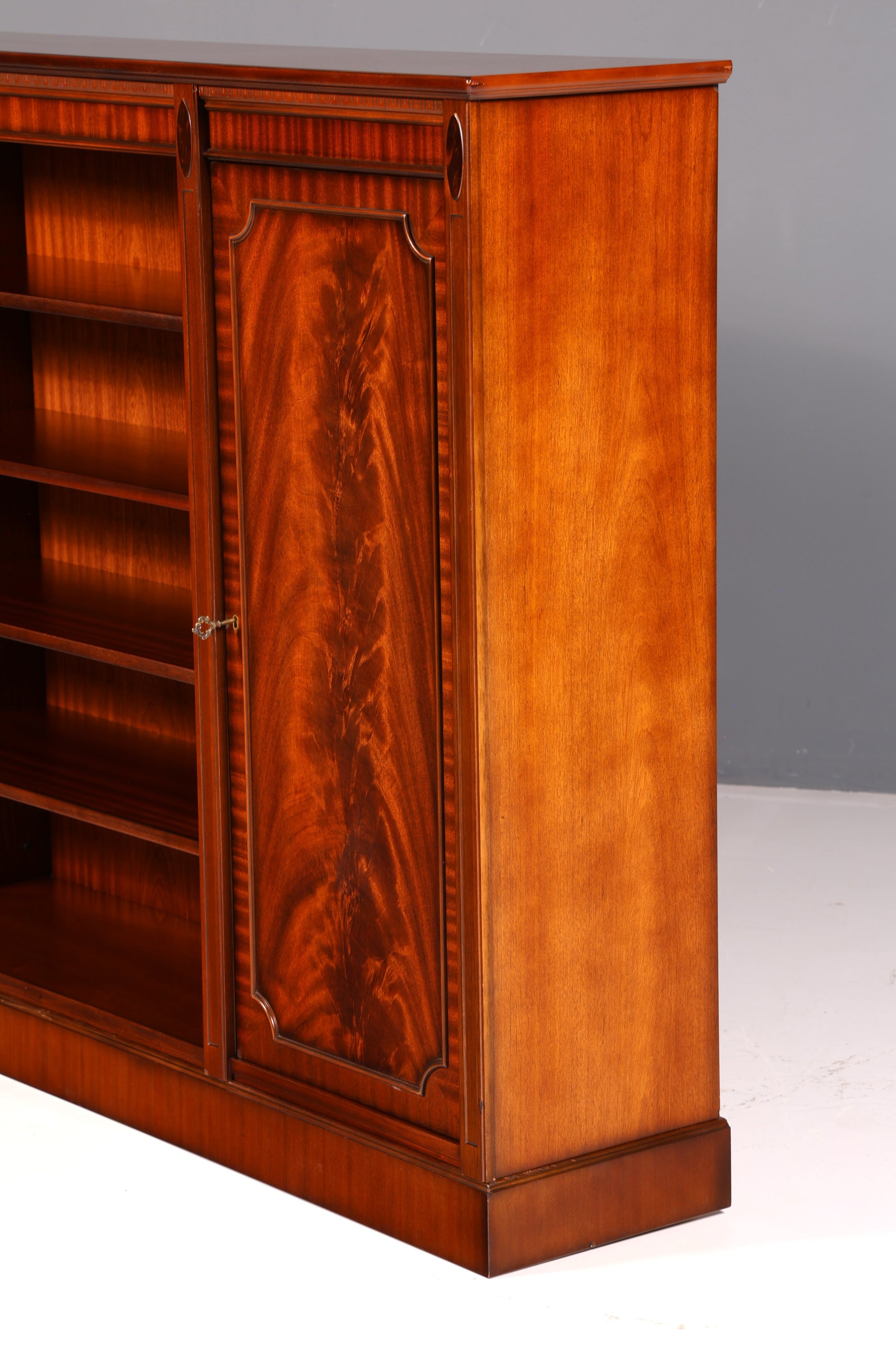 Wunderschönes Heldense Bücherregal Mahagoni Englisch Regal Bookshelf Buchablage Antik Vintage