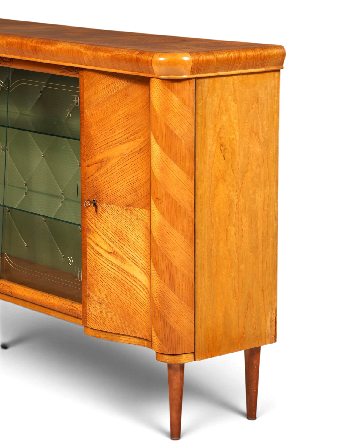Hauptstadt Möblerei H923 Anrichte aus hellem Holz mit Glasvitrine und eleganten abgerundeten Kanten