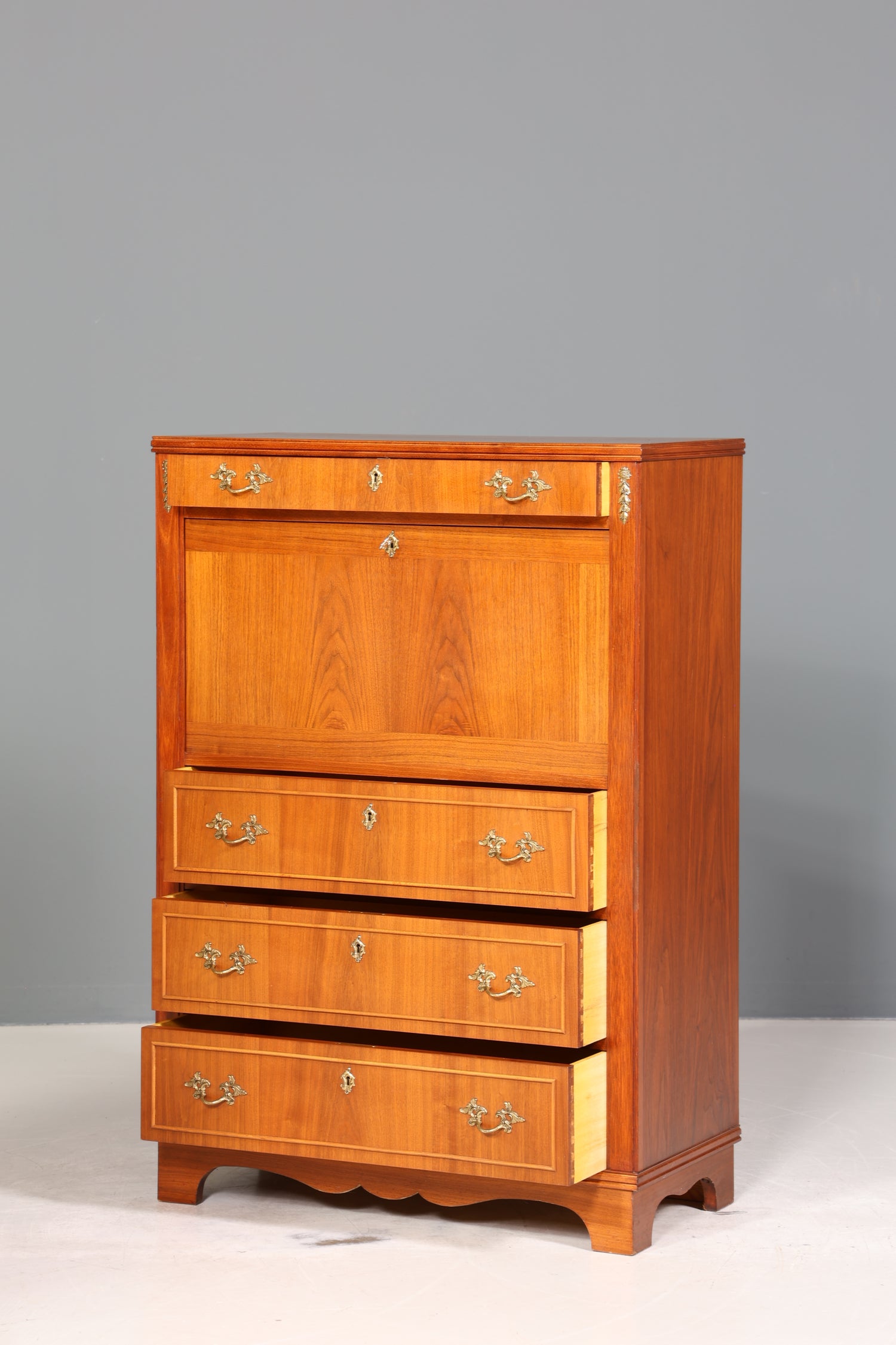 Stilvoller Sekretär im Englischen Stil Büro Vertiko Kommode echt Holz Schreibkommode