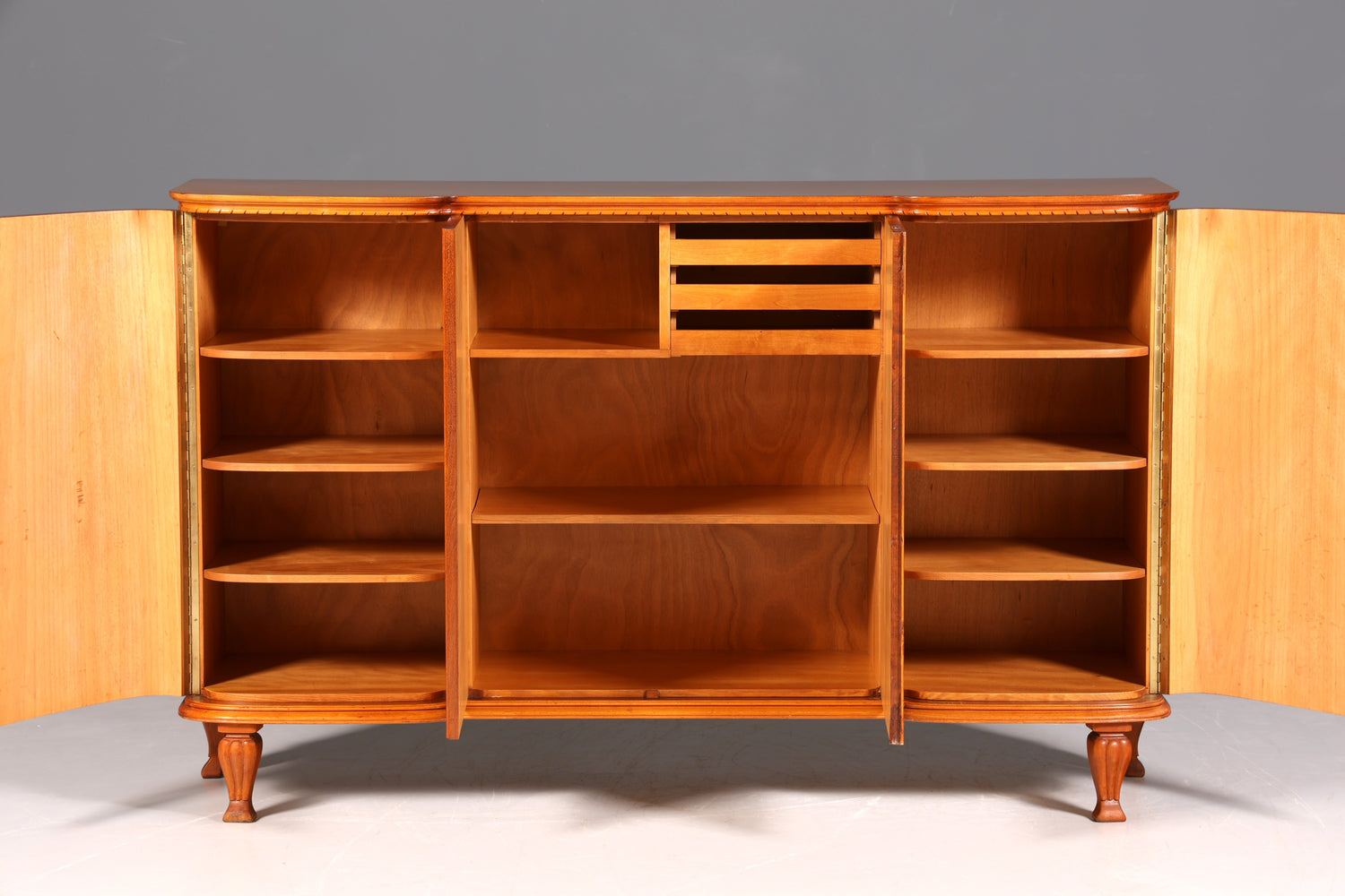 F859 Finish cm Wunderschöne Art Deco Vitrine Nussbaum Vitrine massiv Holz Antik Schrank