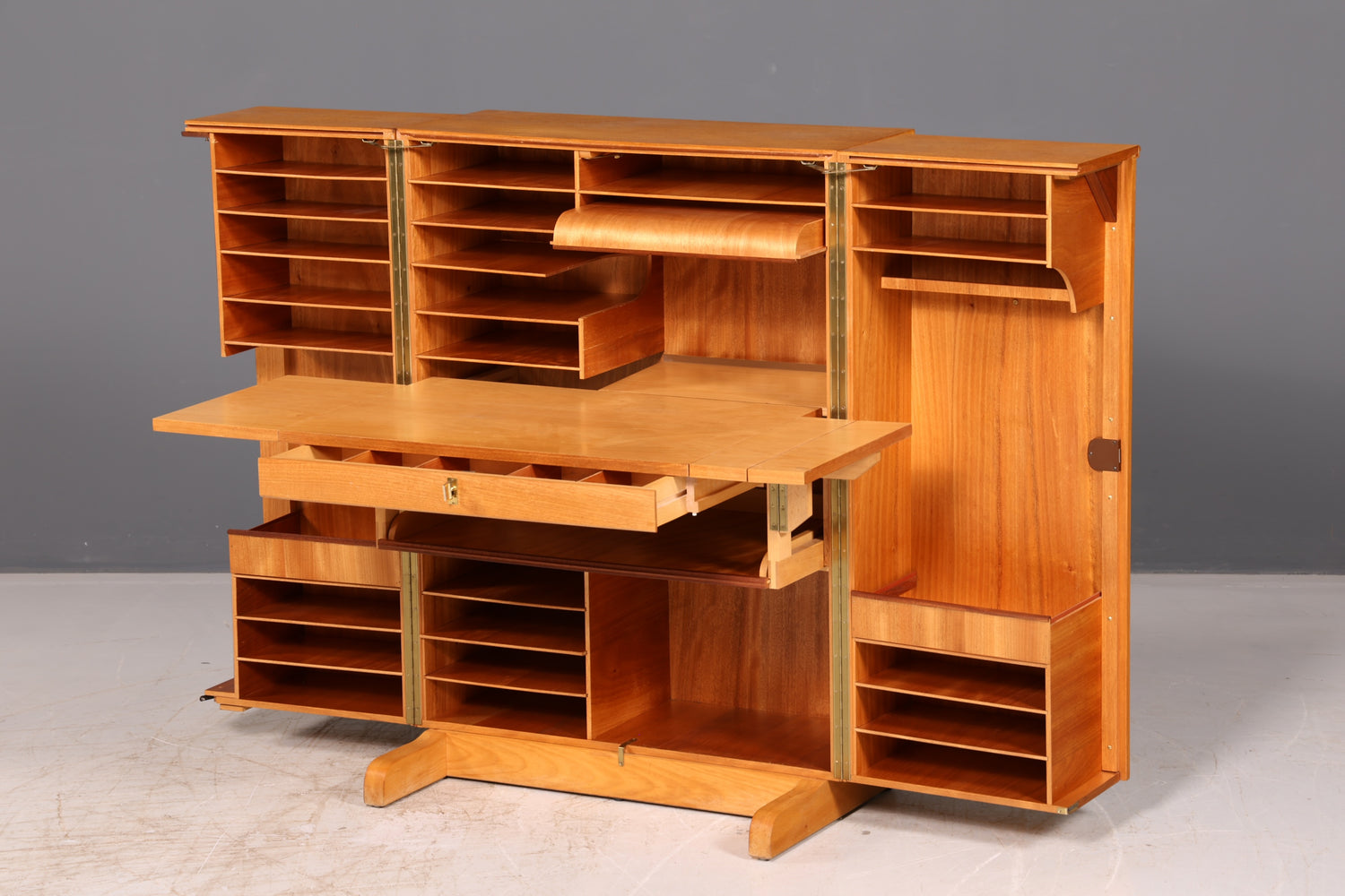 Seltener Magic Box Sekretär Mid Century Schreibkommode Büro Schrank Schweiz Designklassiker Vintage