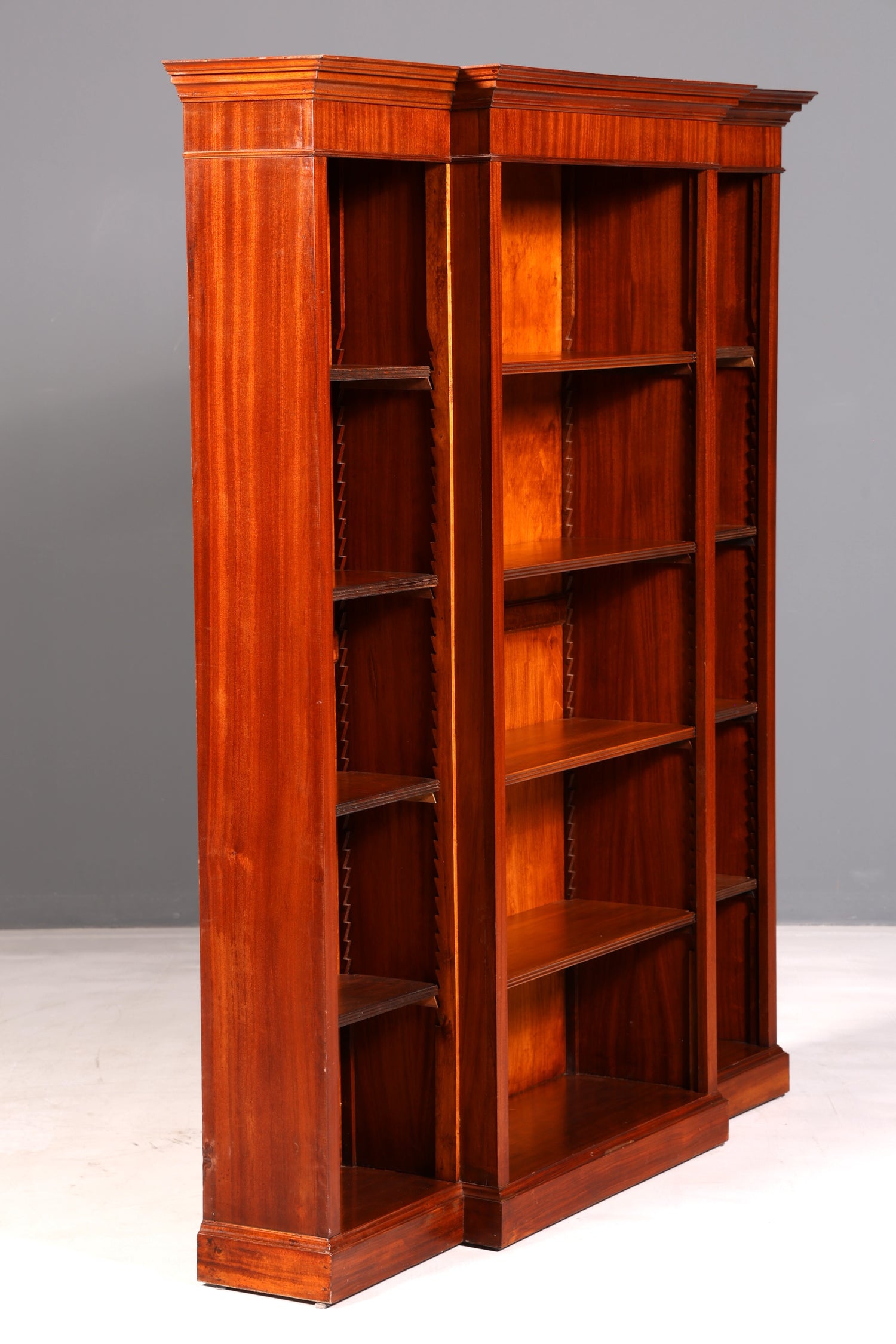 Wunderschönes XXL Englisches Bücherregal Antik Regal Standregal Bookshelf Buchablage echt Holz