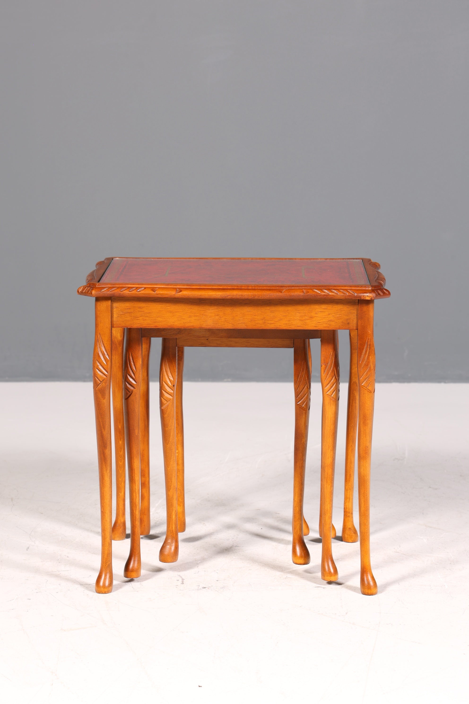 Magnifique ensemble de trois tables d&