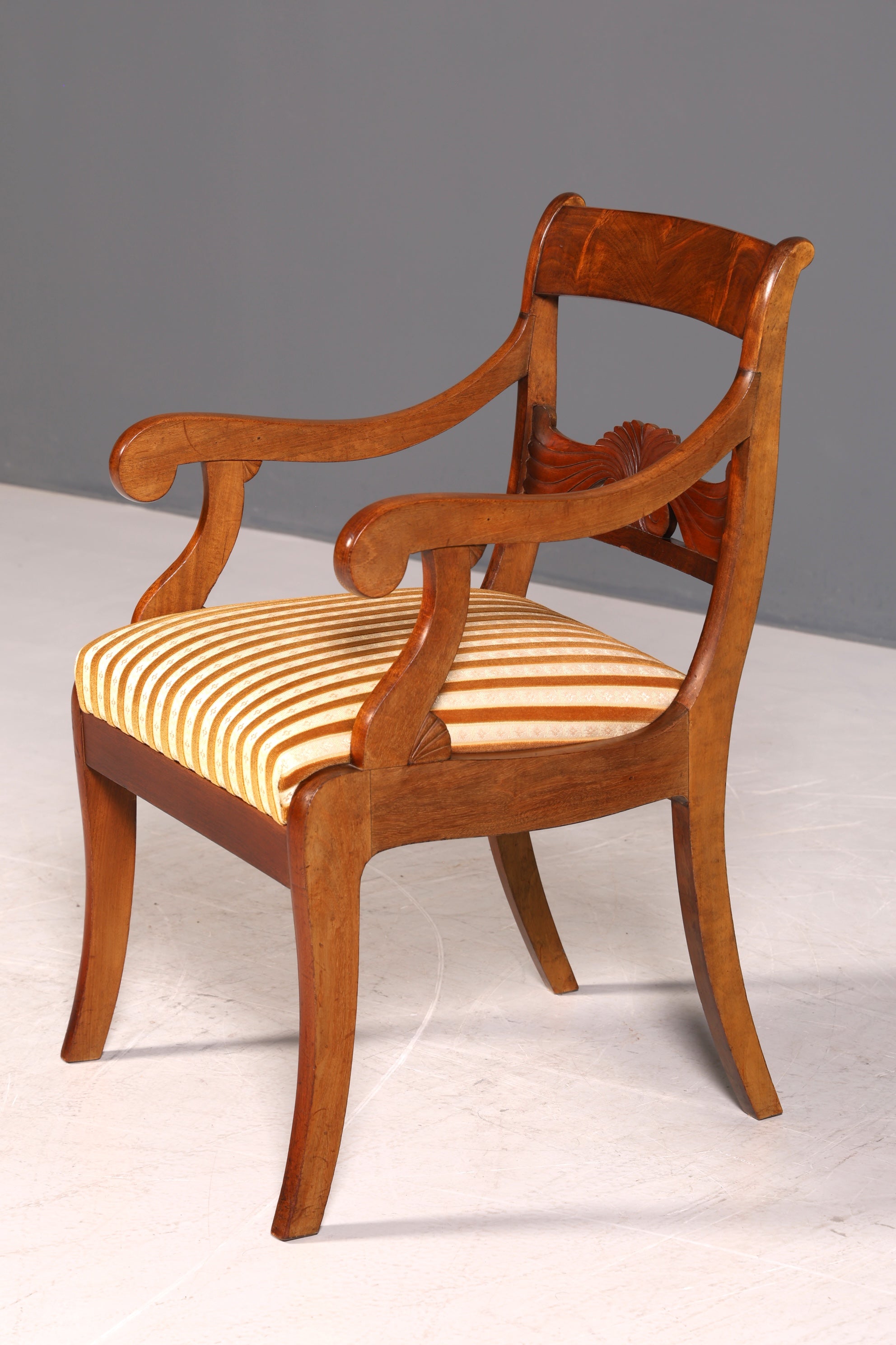 Wunderschöner Englischer Stuhl UK Küchenstuhl Antik Stil Sekretär Stuhl Polsterstuhl