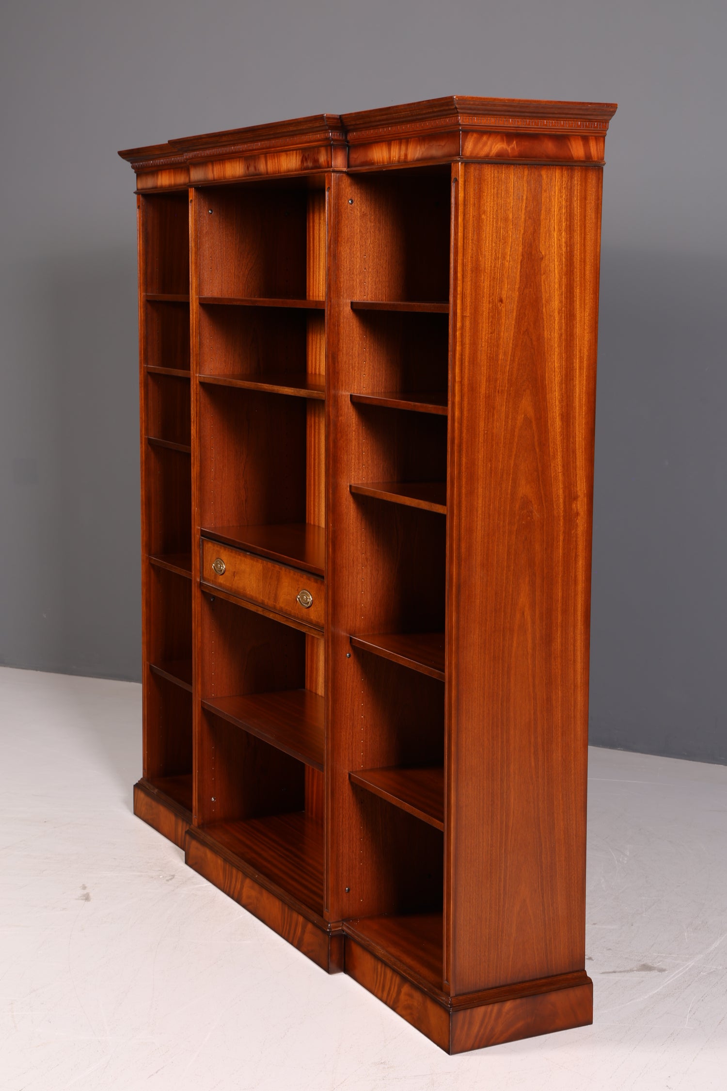 Beeindruckendes XXL Original Heldense Bücherregal Eibe Englisch Regal Standregal Bücherschrank Antik Bibliothek