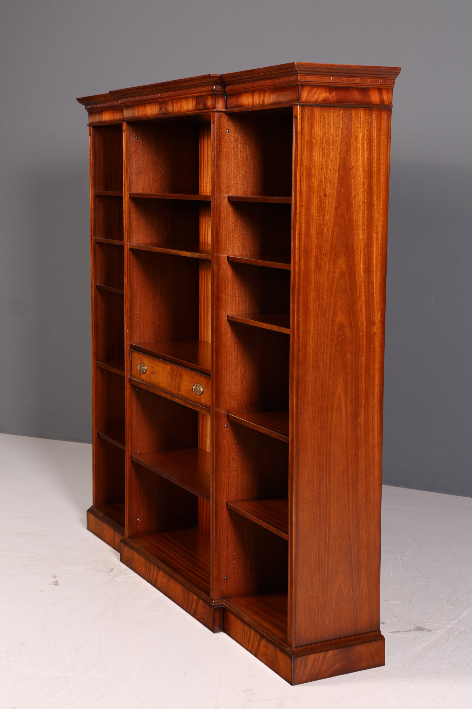 Beeindruckendes XXL Original Heldense Bücherregal Eibe Englisch Regal Standregal Bücherschrank Antik Bibliothek