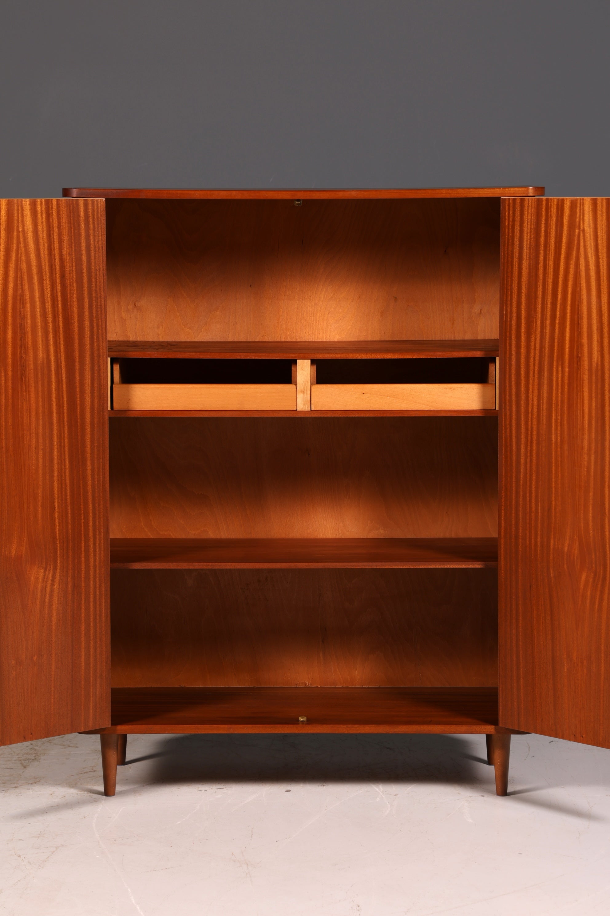 Wunderschöner Mid Century Schrank 60er Jahre Wäscheschrank Aktenschrank Kommode Vertiko Highboard Vintage