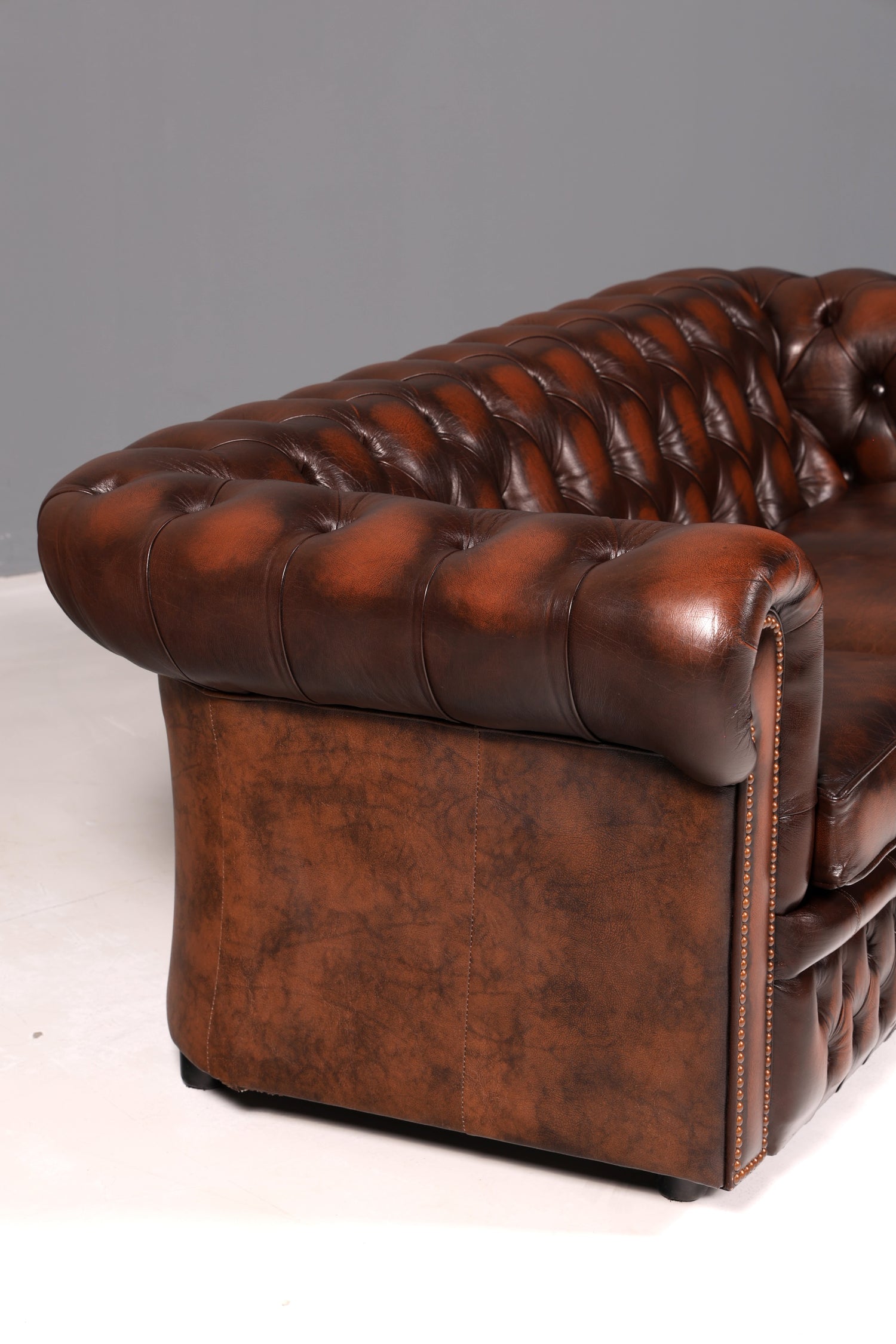 Magnifique canapé Chesterfield Centurion original, 3 places, en cuir véritable, canapé anglais capitonné en cuir