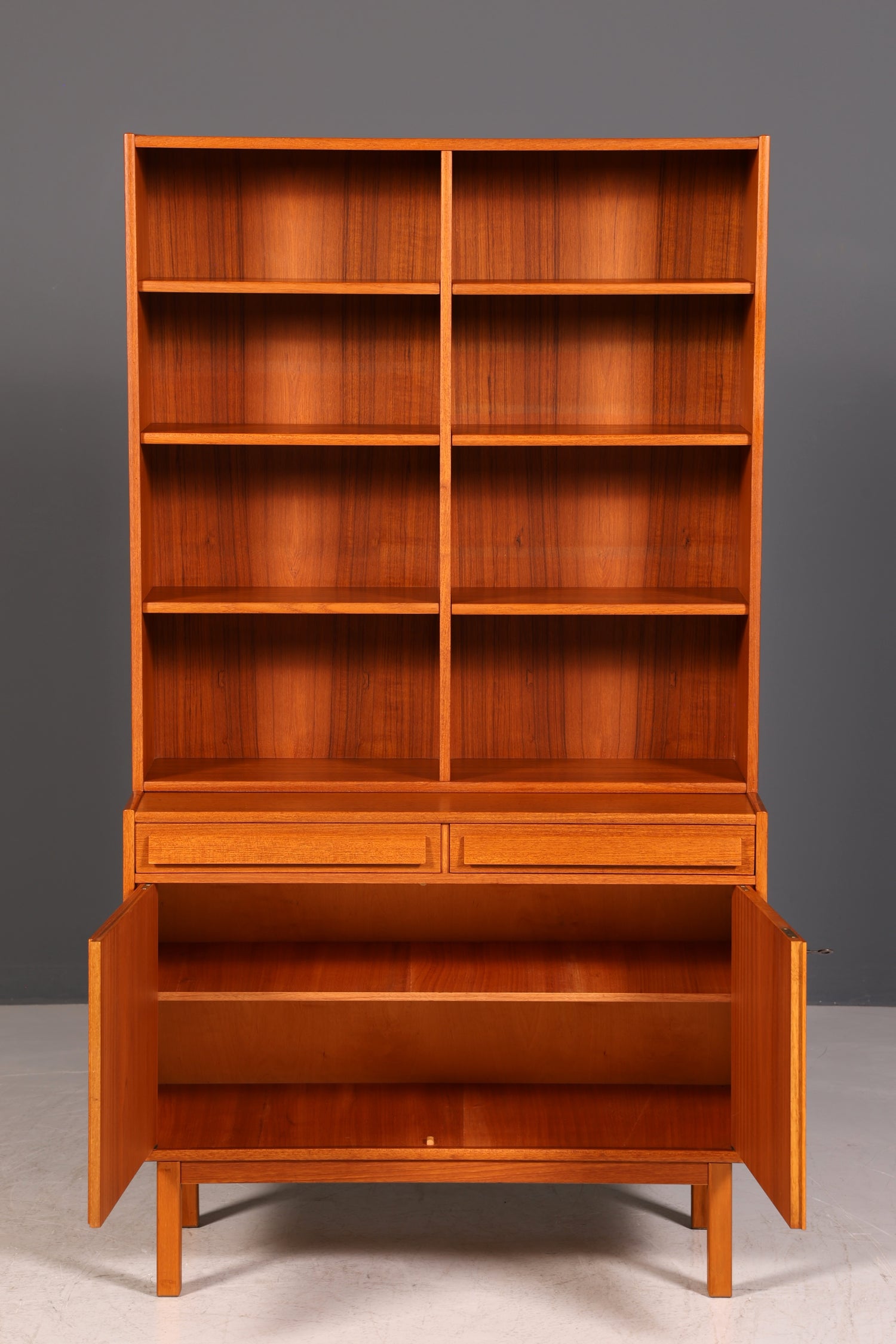 G061 Finish Traumhaftes Mid Century Regal echt Holz Schrank Danish Design Retro Kommode Vintage Bücherregal 60er Jahre