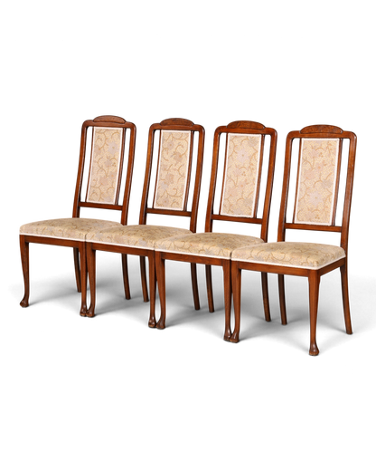 Hauptstadt Möblerei 4er Set englische Regency Esszimmerstühle aus Holz mit gemustertem Stoffbezug im Vintage Stil