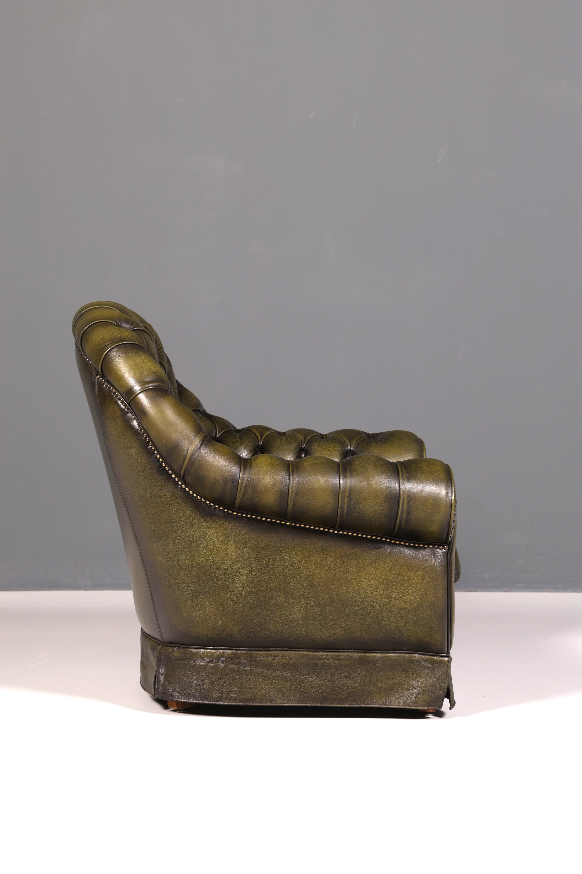 Stilvoller Original Chesterfield Sessel Englischer Armlehnsessel Echt Leder Herrensessel UK