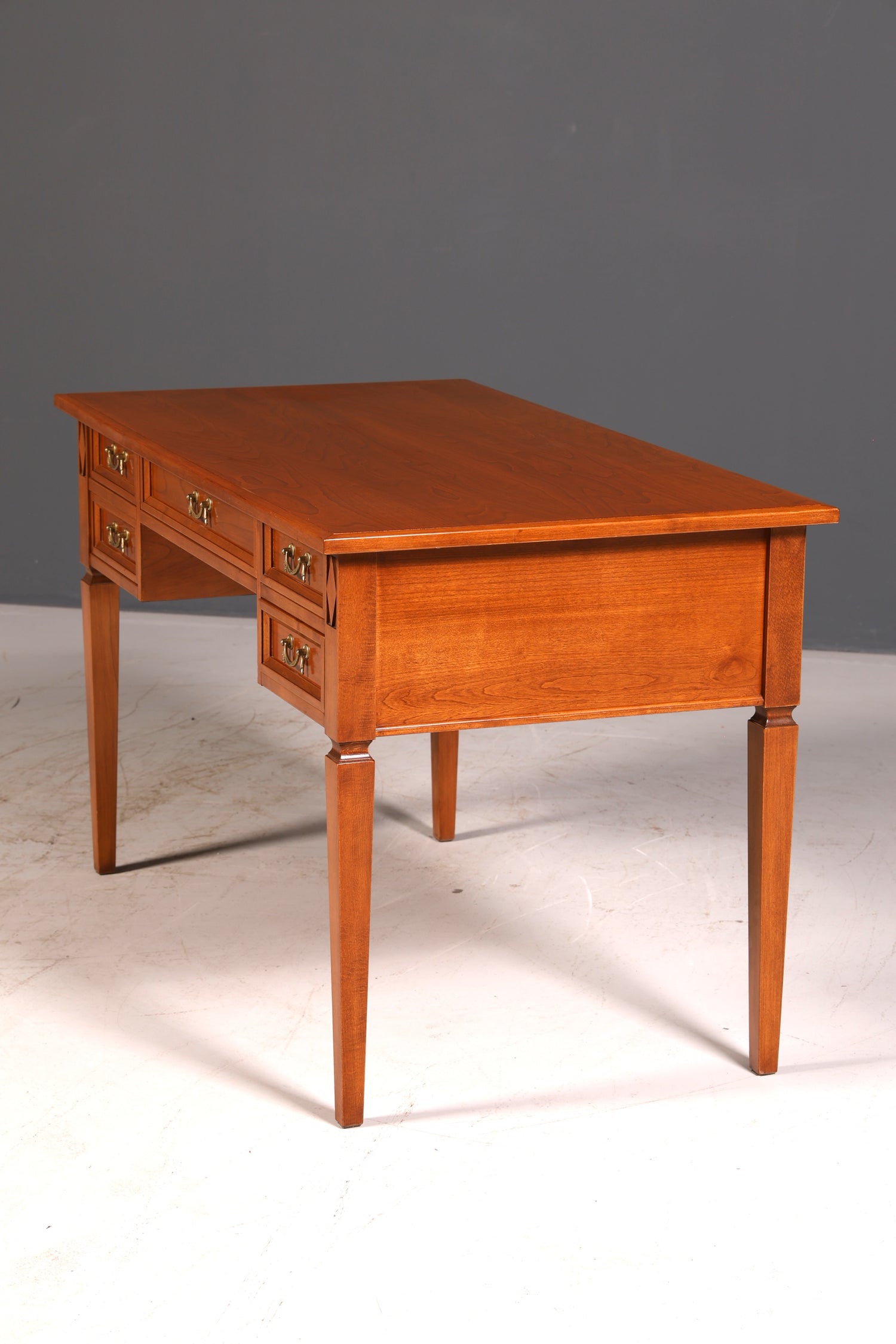 Traumhafter Original Selva Schreibtisch Villa Borghese Antik Stil Kirschbaum Bürotisch Office Desk Vintage
