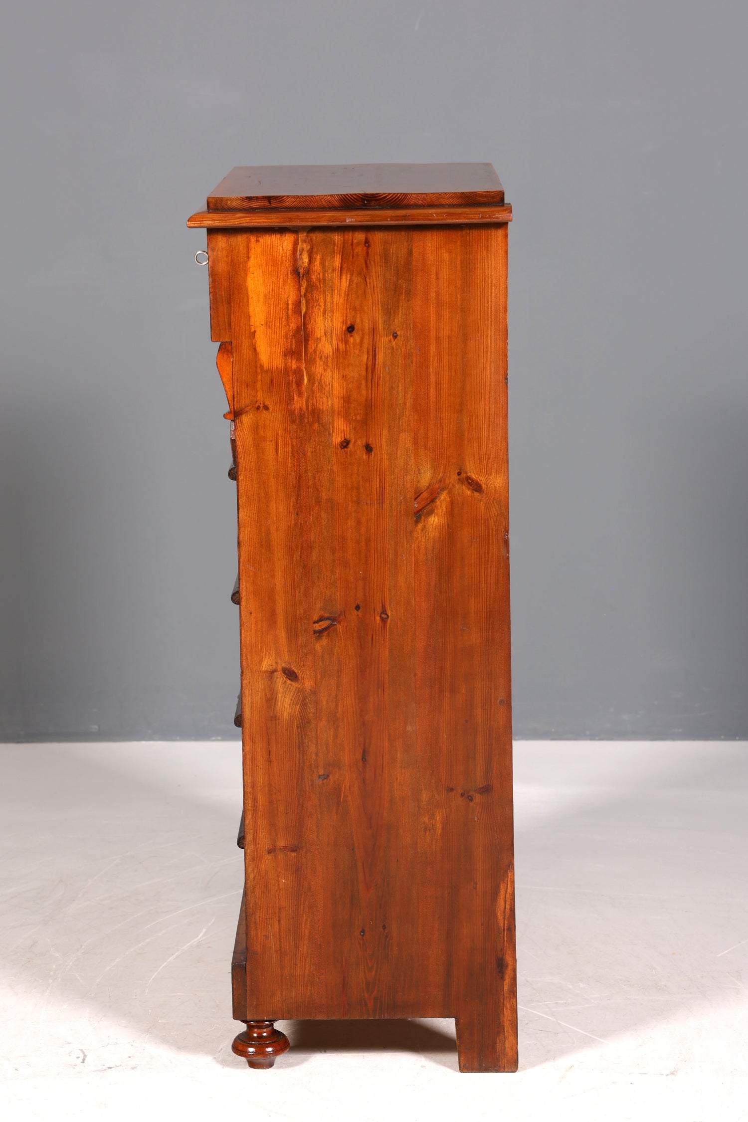 Commode élégante Gründerzeit vers 1890, vertiko Art Nouveau, chiffonnier antique, commode en lin