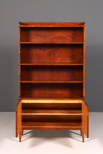 Bibliothèque simple de style Mid-Century, meuble de rangement Danish Design en noyer, vintage rétro des années 60, en bois