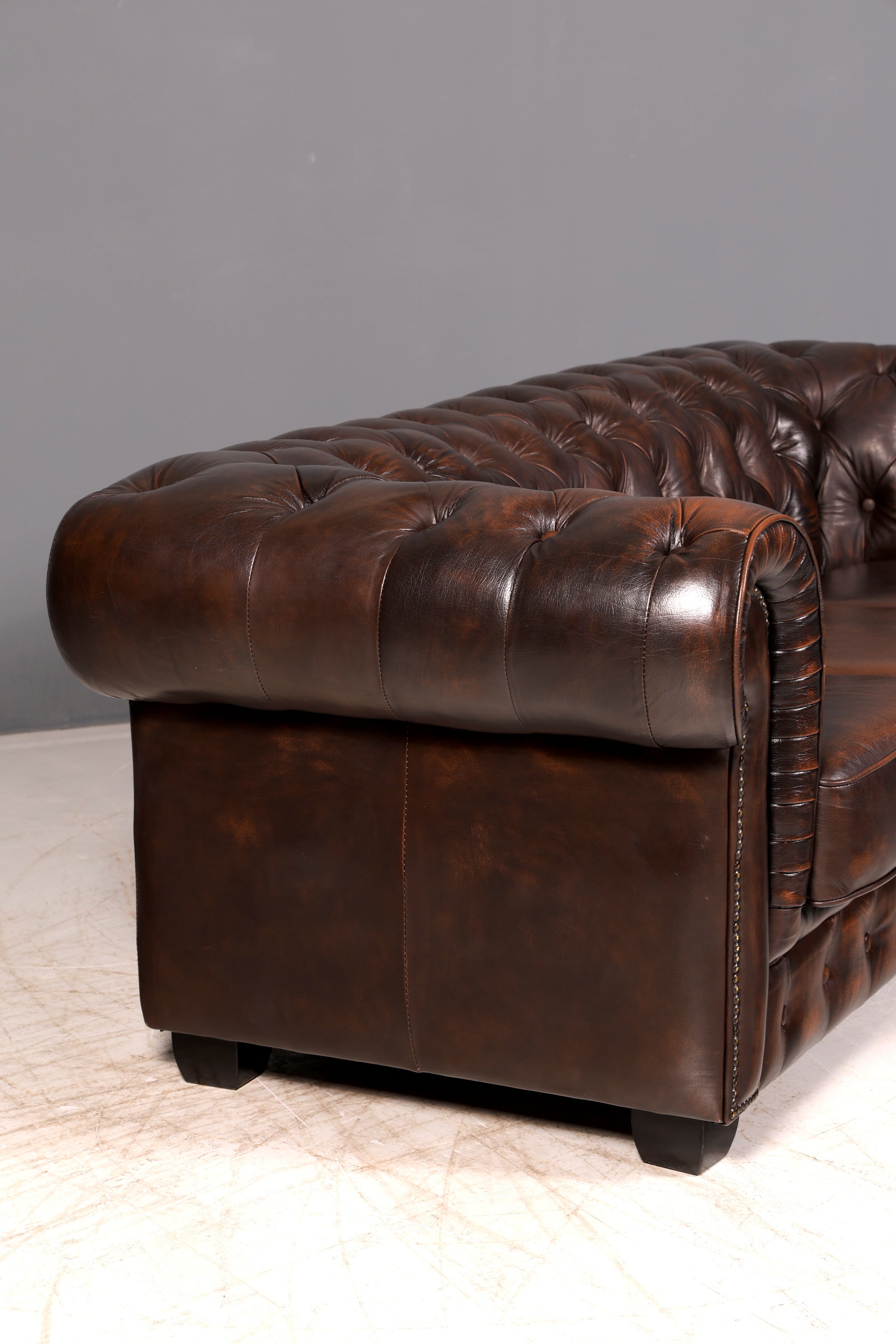 Wunderschönes Original Chesterfield Sofa 3-Sitzer echt Leder Couch Englisch Polstersofa Ledersofa