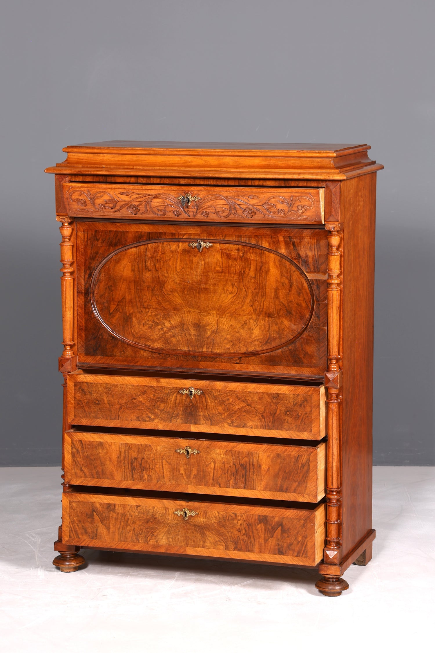 Wunderschöner Louis Philippe Sekretär um 1870 Vertiko Nussbaum Highboard Kommode Sekretär Schrank