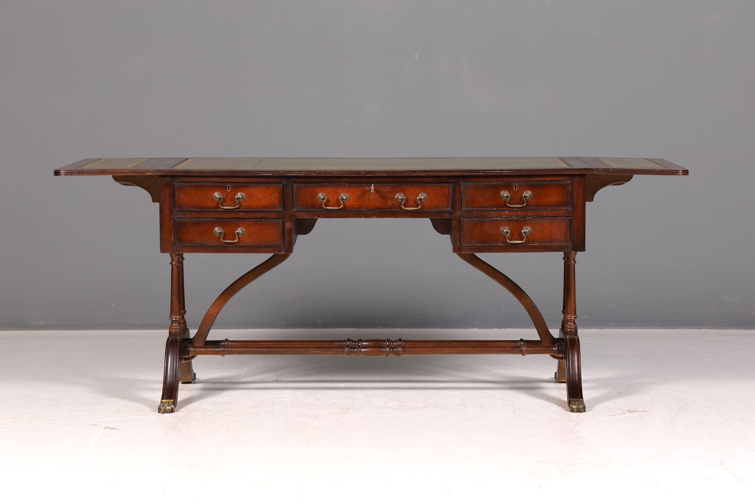 Magnifique bureau anglais Regency pliant avec dessus en cuir véritable, acajou, bureau des années 60
