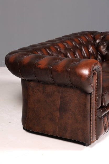 Magnifique canapé Chesterfield Centurion original 2 places en cuir véritable d’Angleterre