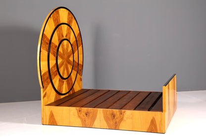Außergewöhnliches Art Deco Stil Bettgestell "Sun" Birke Schlafzimmer Doppelbett Massivholz Handgefertigt