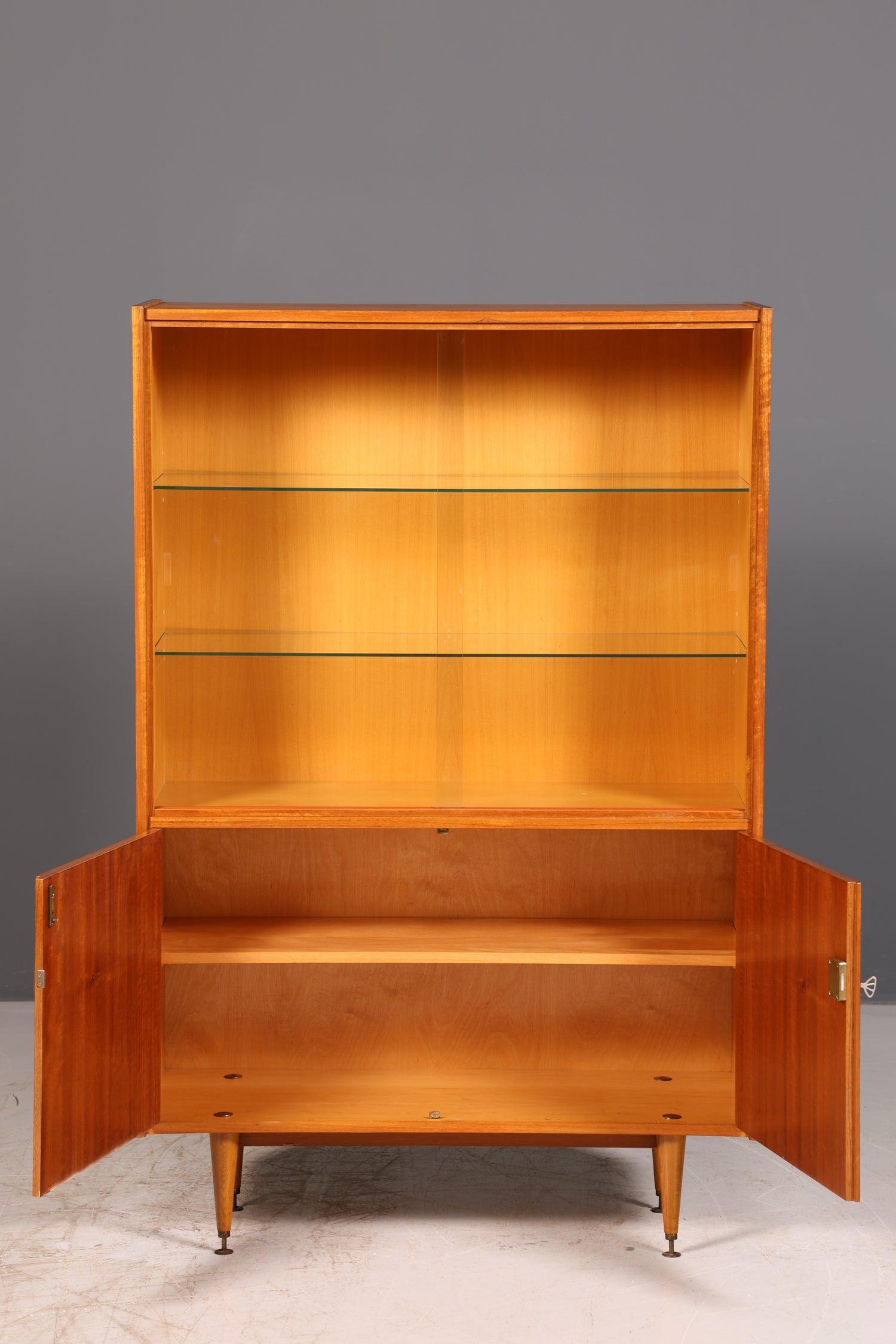 Wunderschöne Mid Century Vitrine Bücherschrank Vintage Glasvitrine Highboard Schrank 60er echt Holz