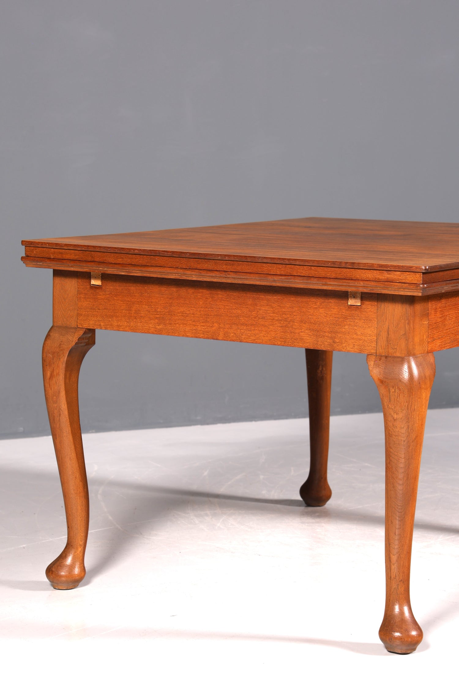 Magnifique table de salle à manger Art Nouveau vers 1910, extensible, en bois massif, table de cuisine ancienne de style Chippendale