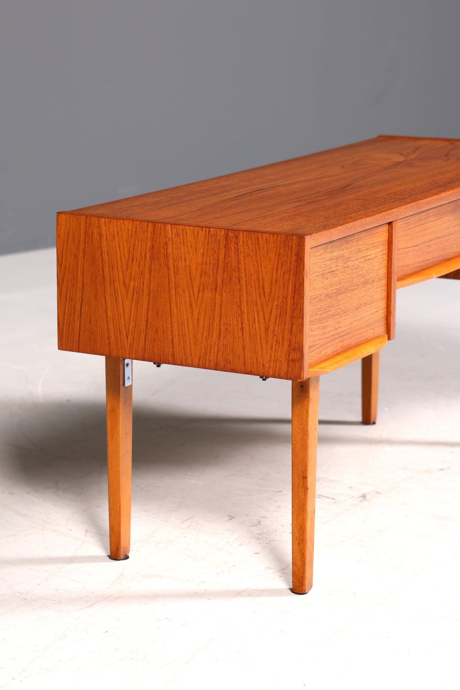 Magnifique commode vintage des années 60, design danois, meuble TV d&