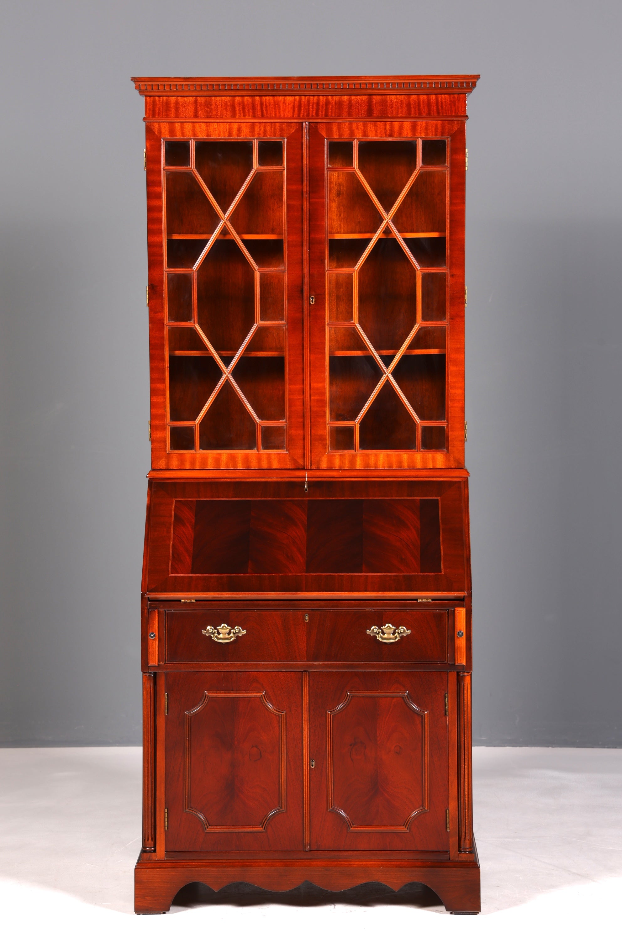 Magnifique secrétaire anglais, vitrine ancienne en acajou des années 1960, Royaume-Uni