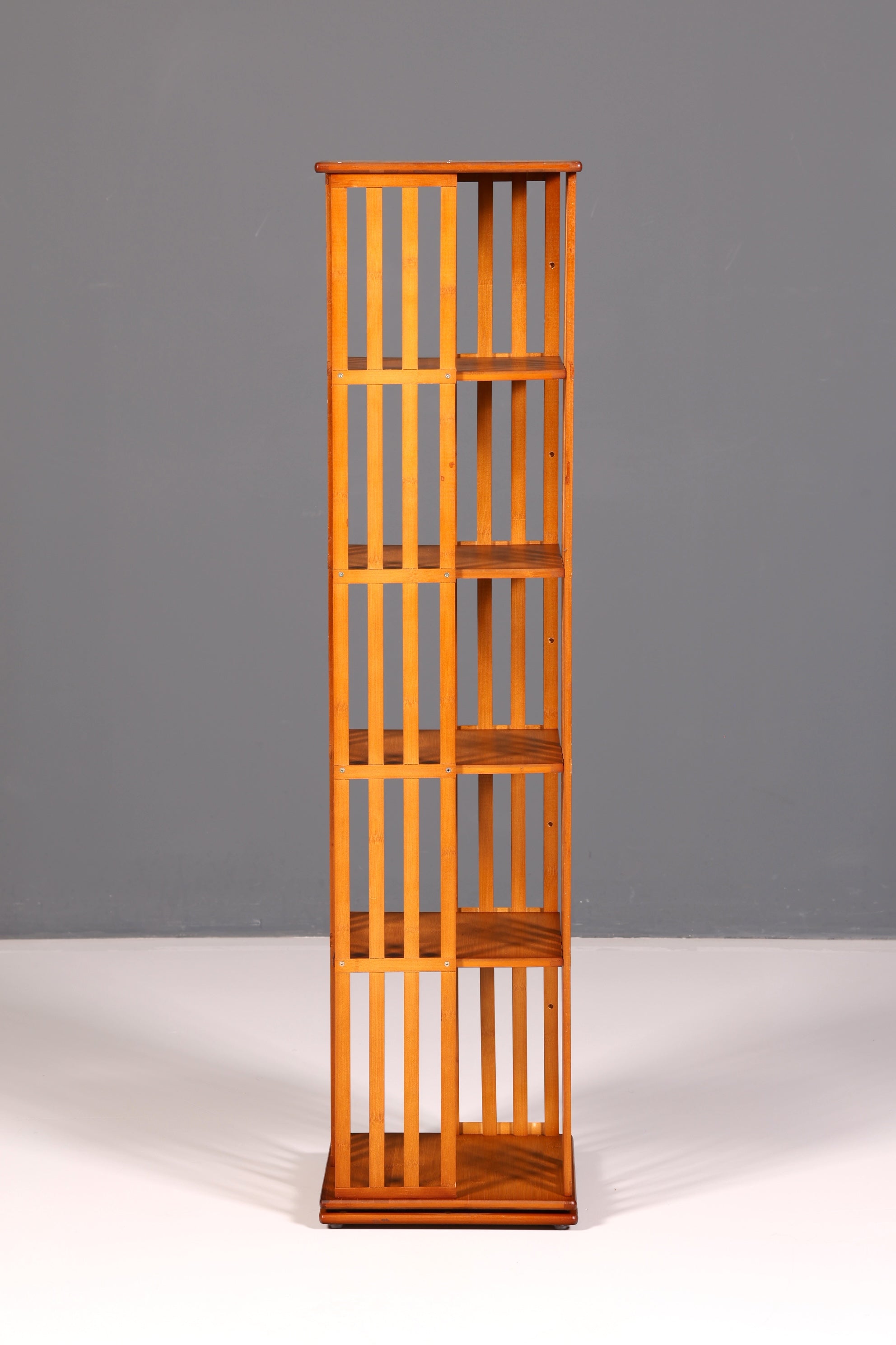 Traumhaftes Englisches drehbares Bücherregal UK Revolving Bookcase Regal