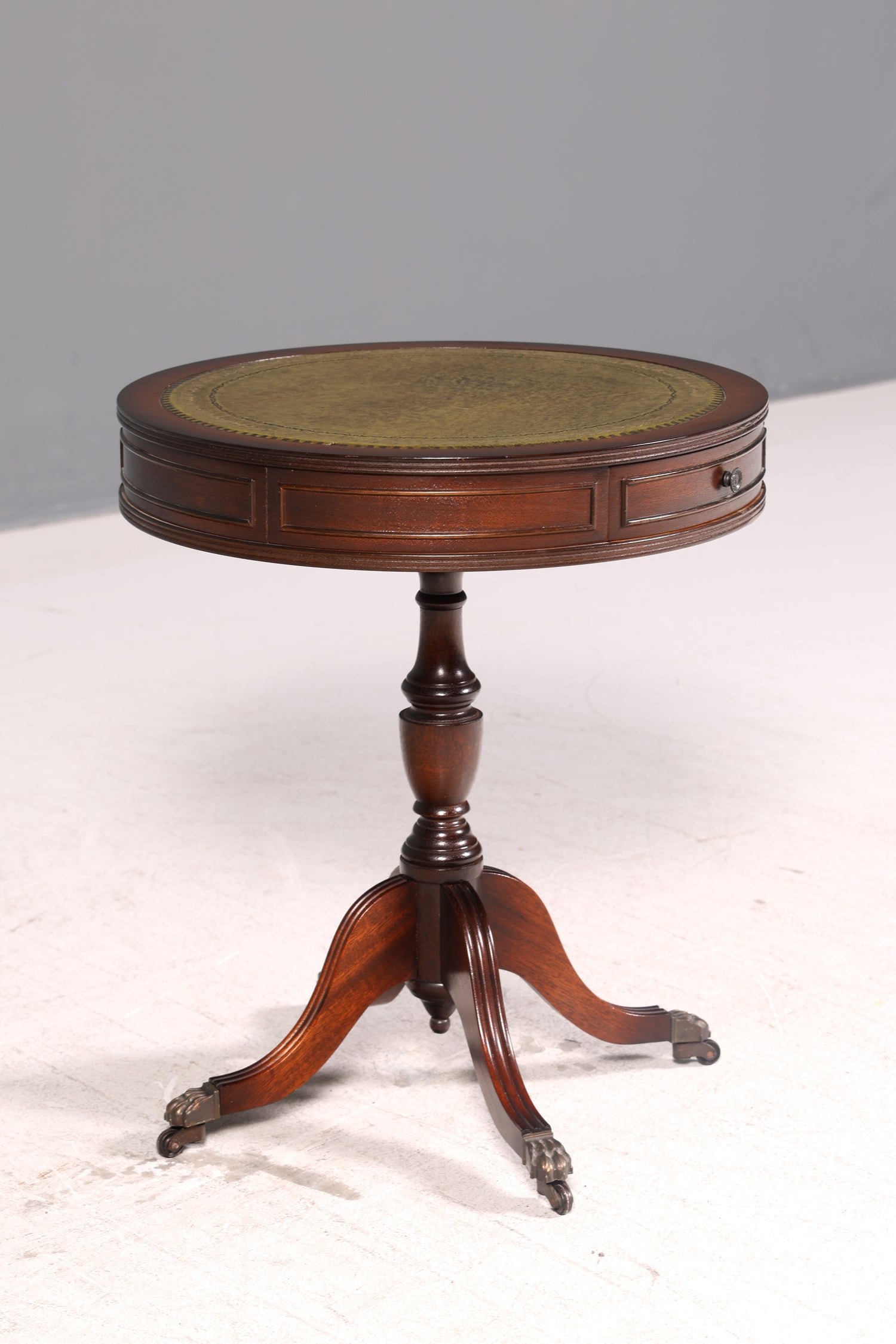 Edler Englischer Trommeltisch Mahagoni Beistelltisch Drum Table mit grüner Lederauflage Antik Vintage