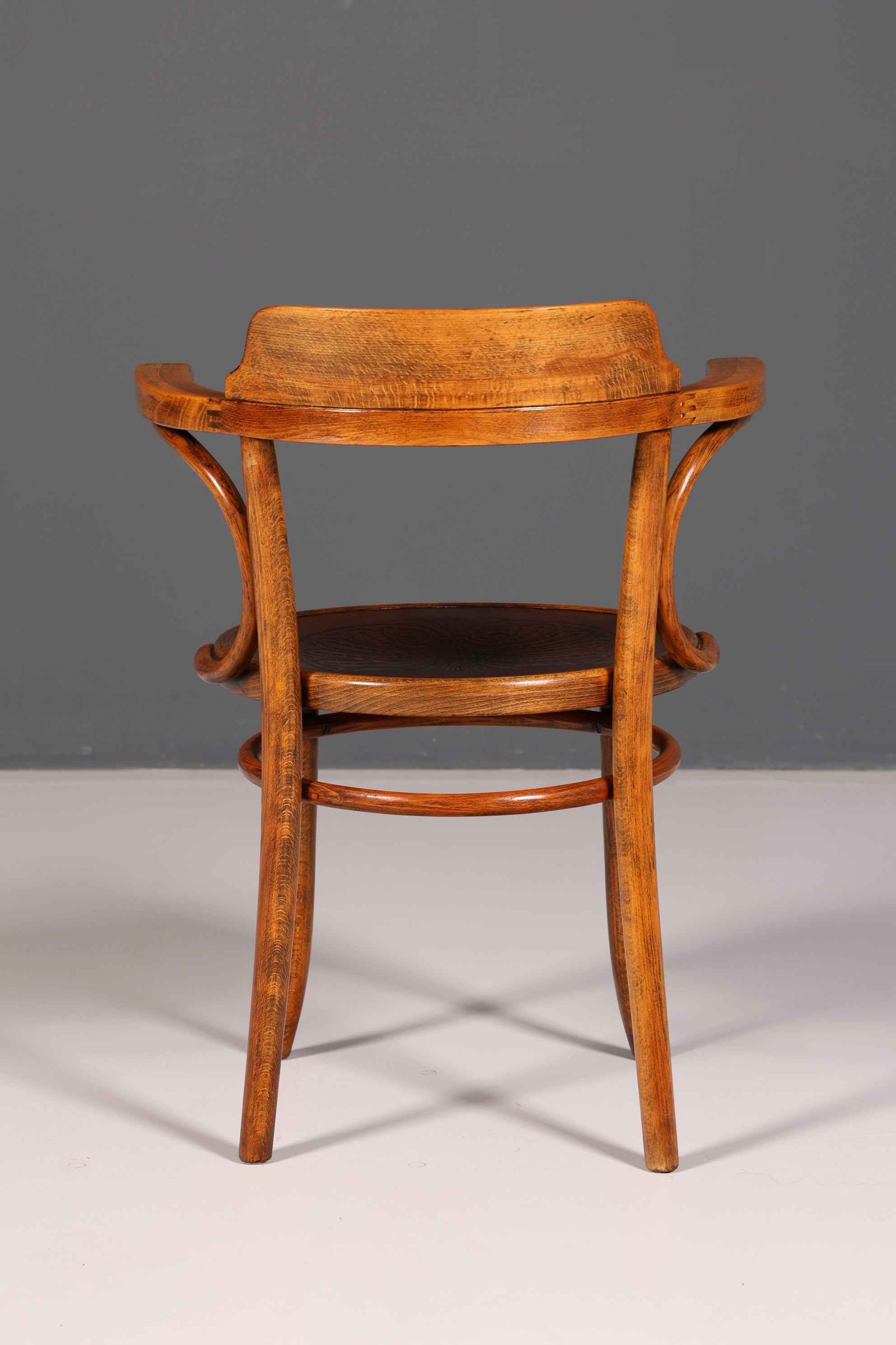 Magnifique fauteuil à accoudoirs de style Thonet, en bois courbé, antique, chaise de secrétaire vintage pour salle à manger ou cuisine