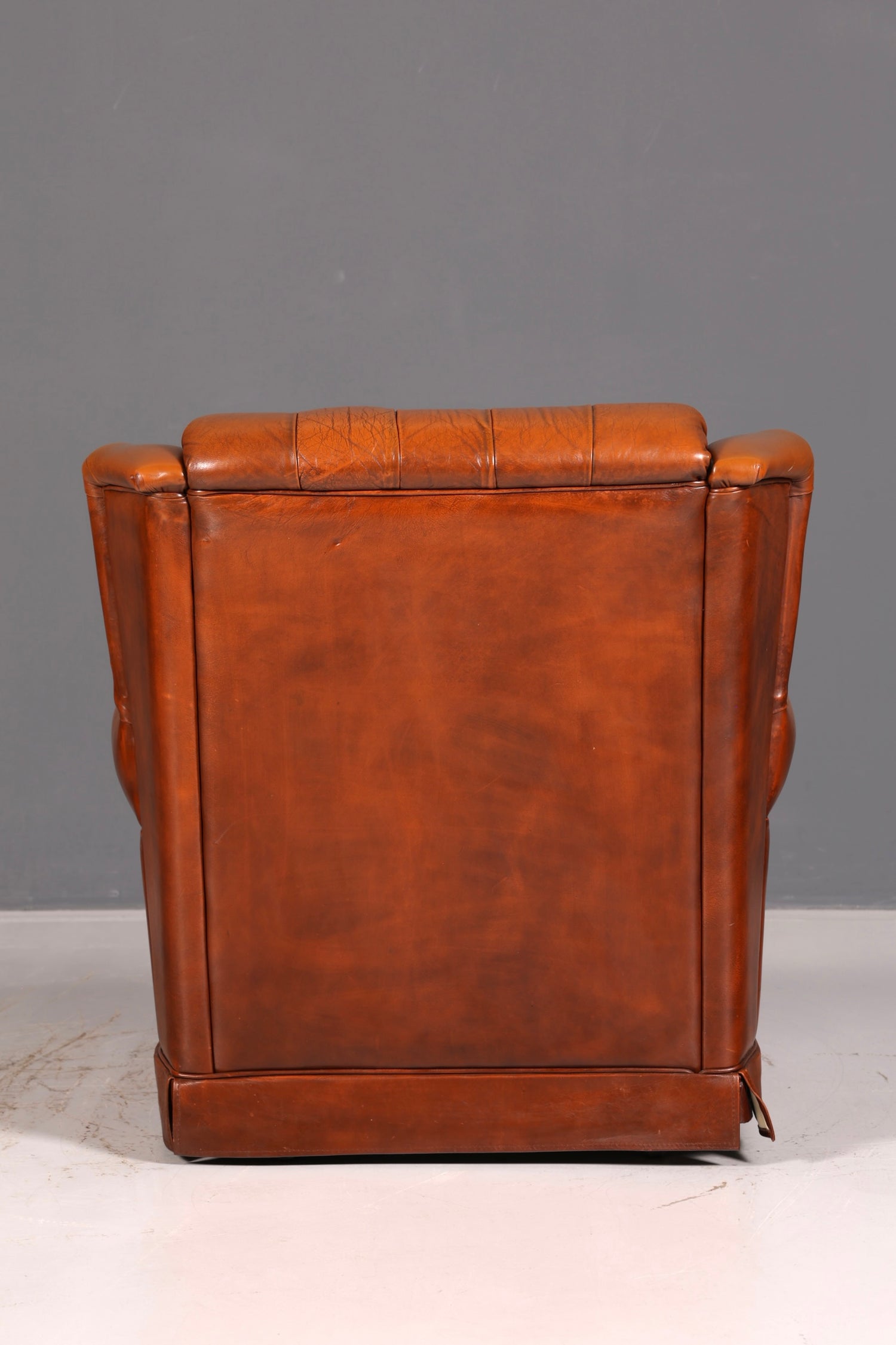 Stilvoller Original Chesterfield Sessel Englischer Armlehnsessel Cognac Echt Leder Herrensessel 2 von 2
