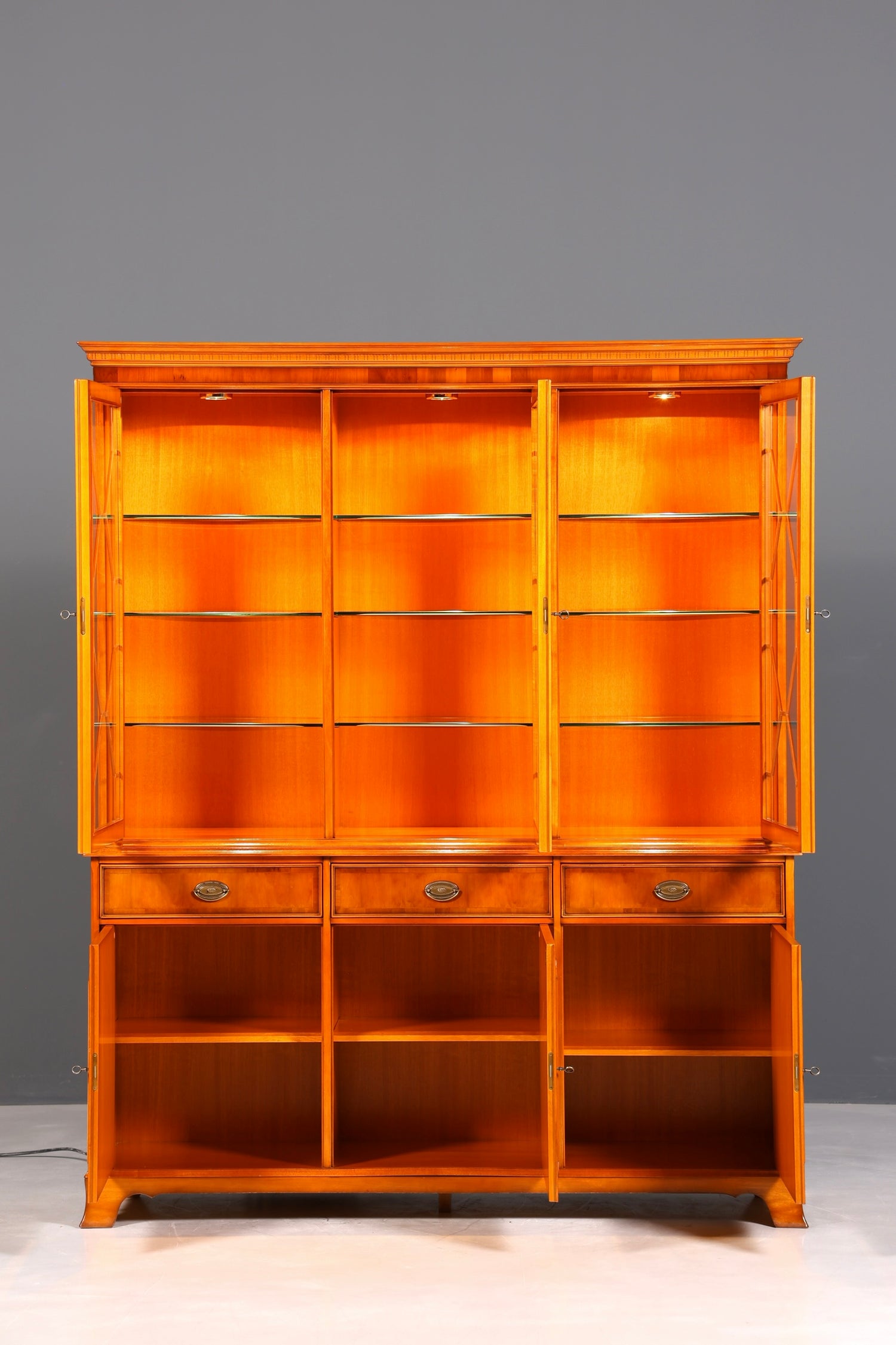 Magnifique vitrine Heldense d&